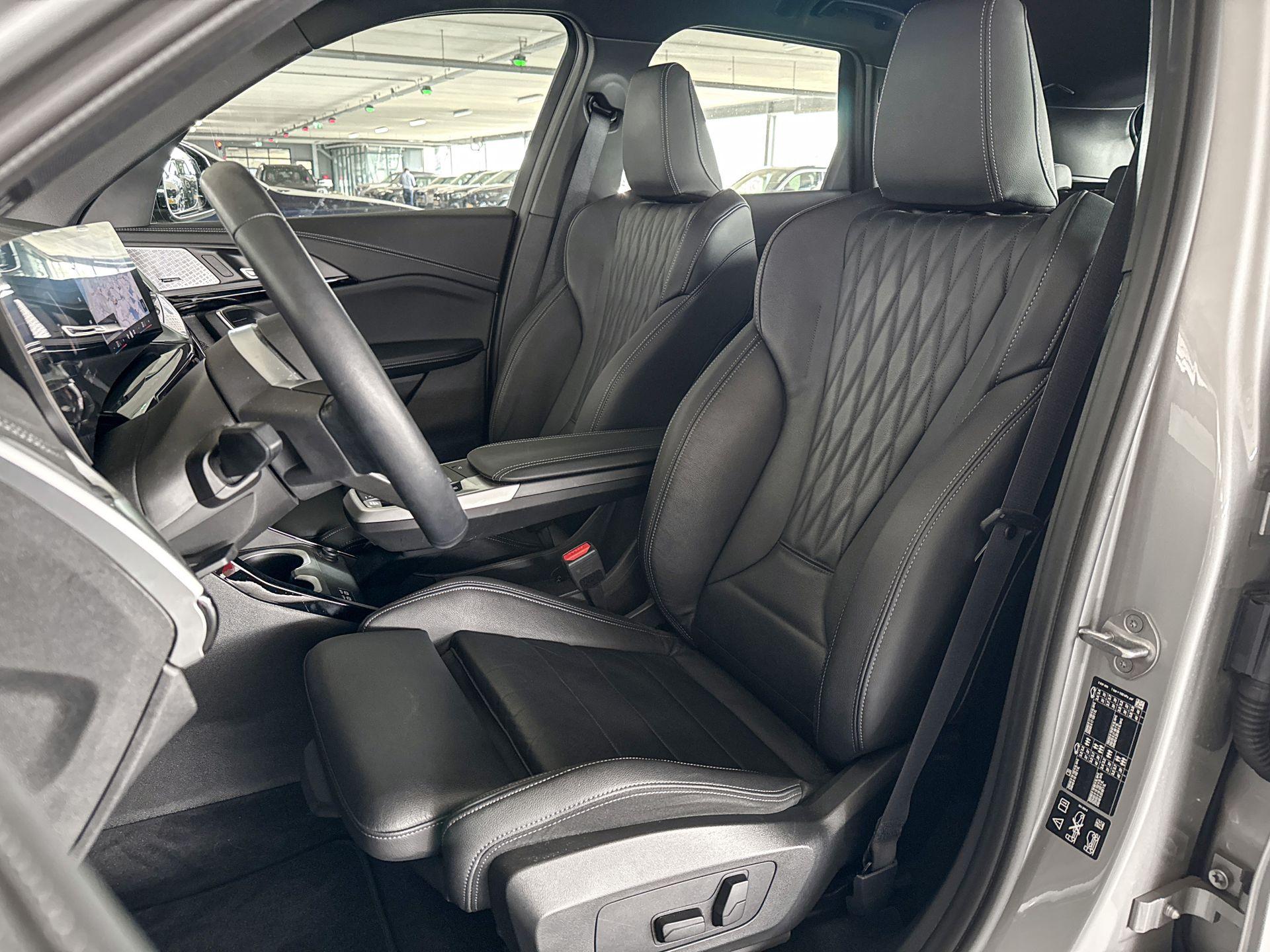 Foto van BMW X1 Xdrive23i