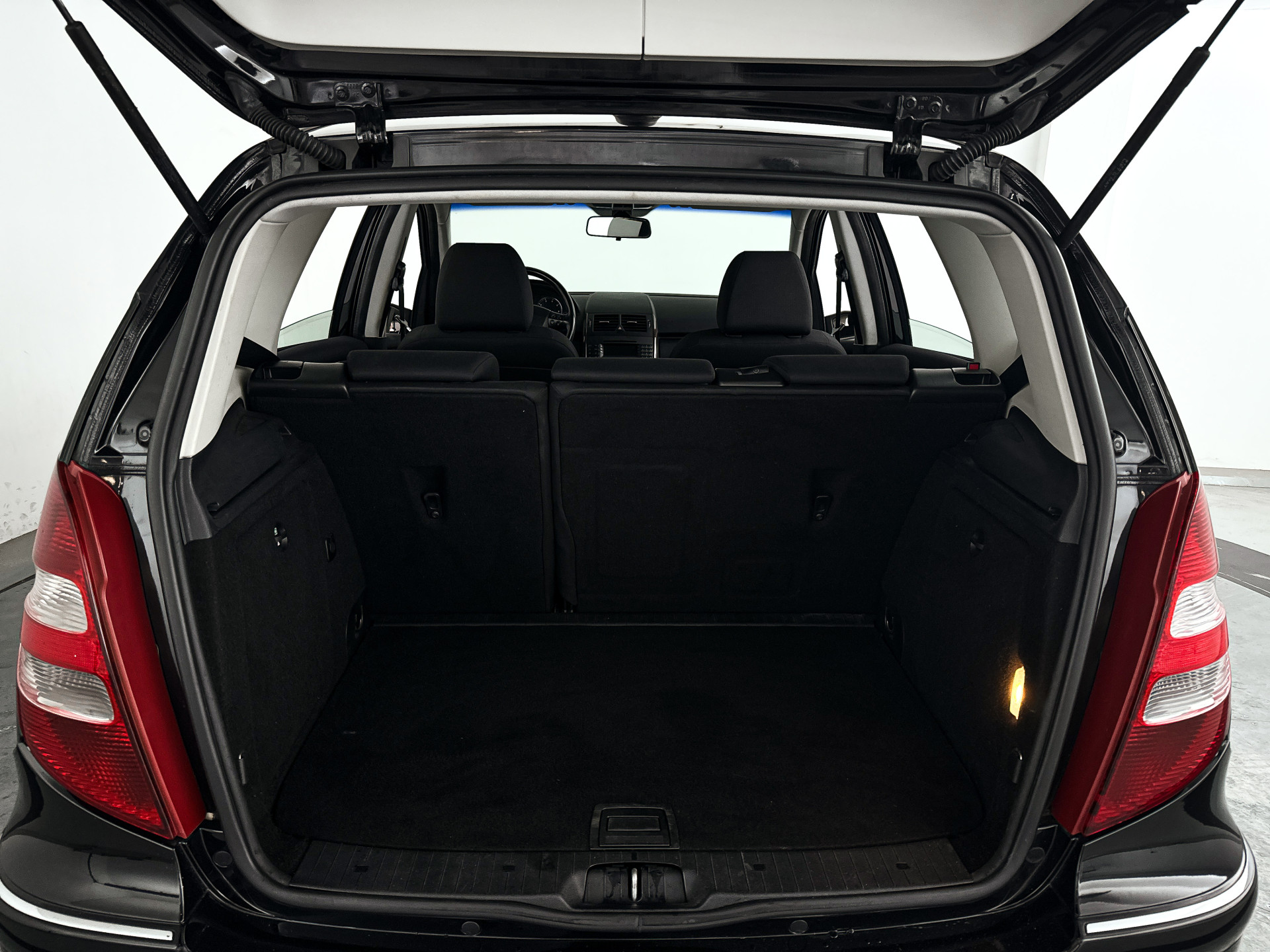 Foto van Mercedes-Benz A 200