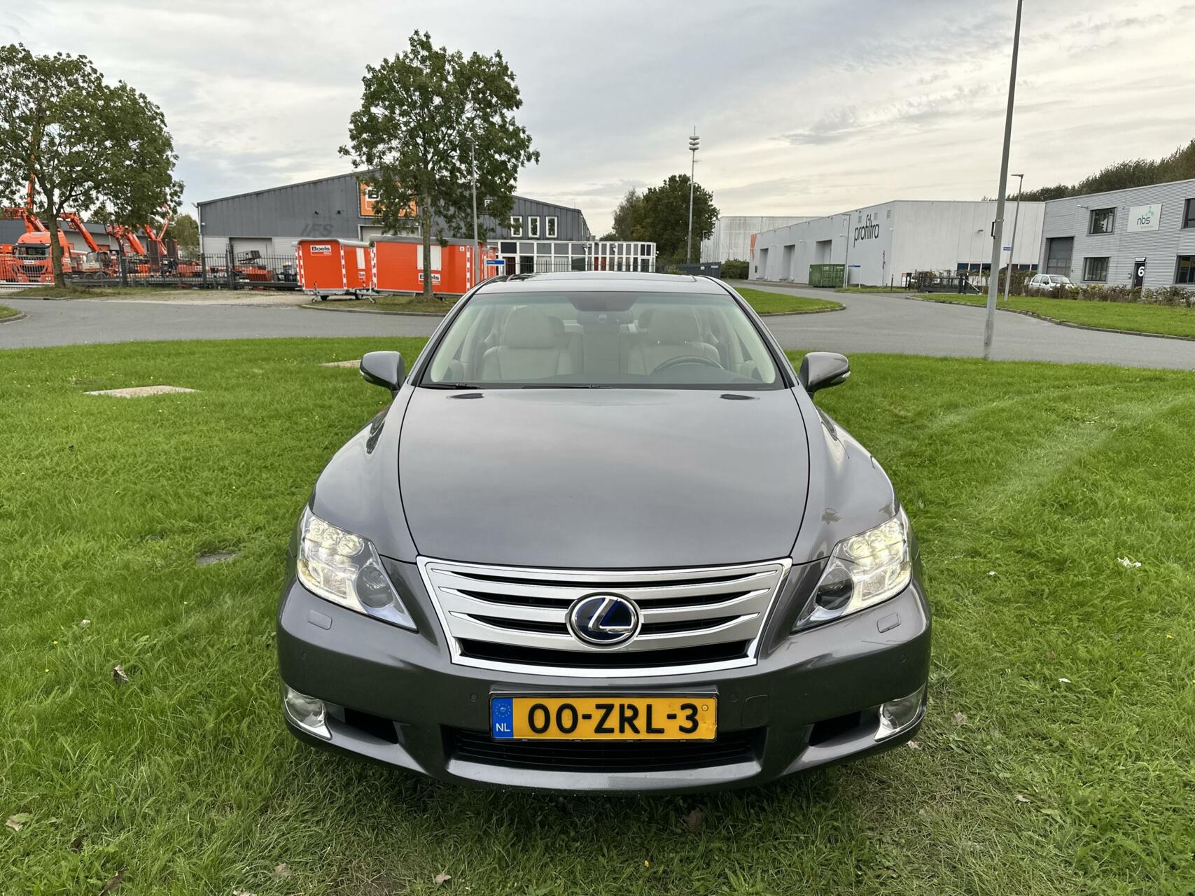 Foto van Lexus LS