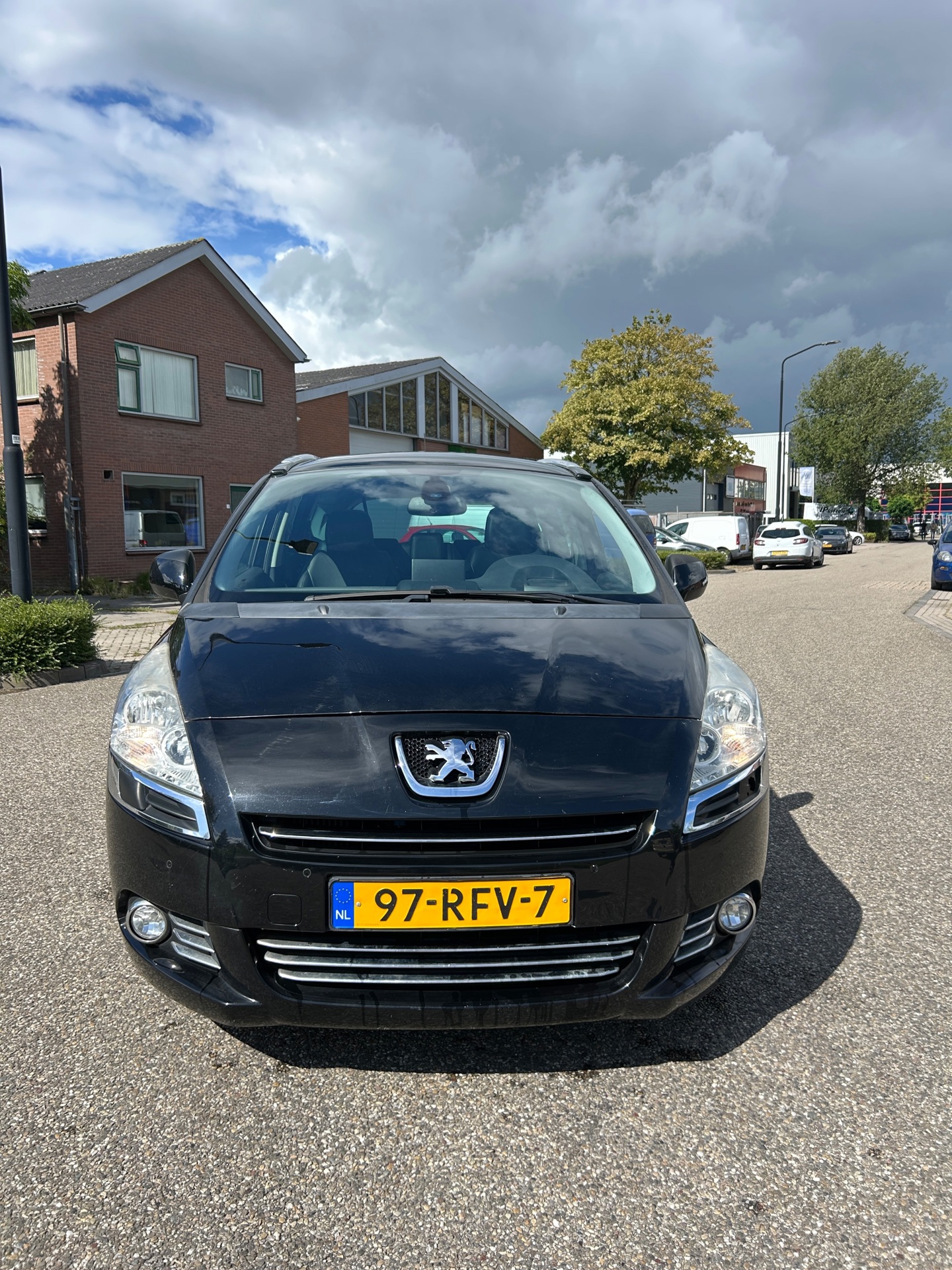 Foto van Peugeot 5008