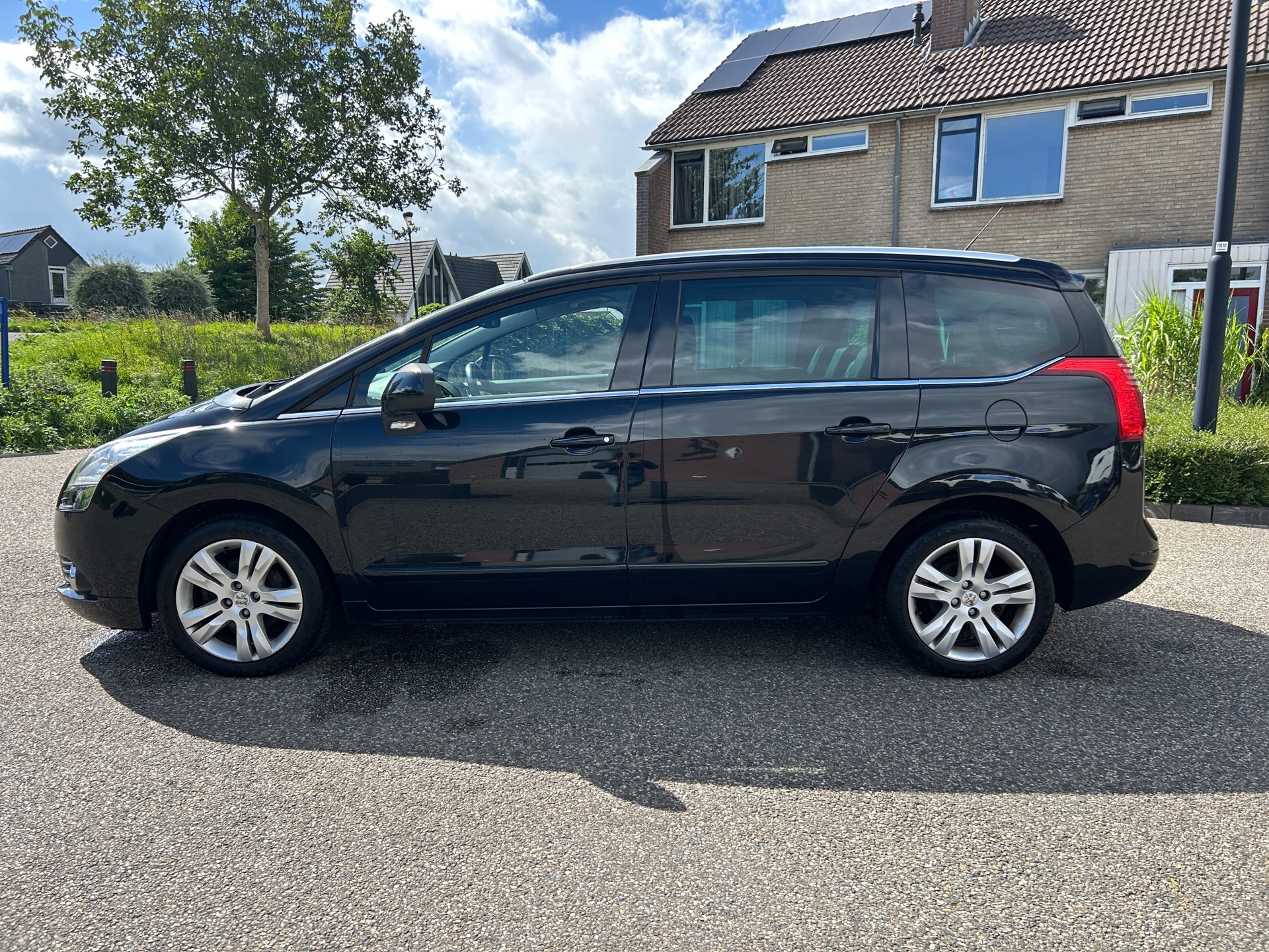 Foto van Peugeot 5008