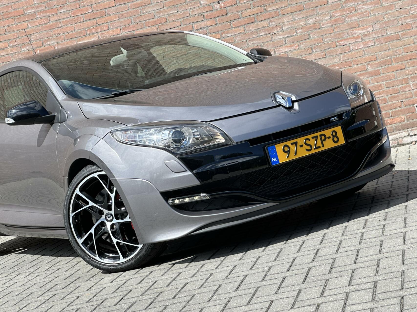 Foto van Renault Megane Coupé