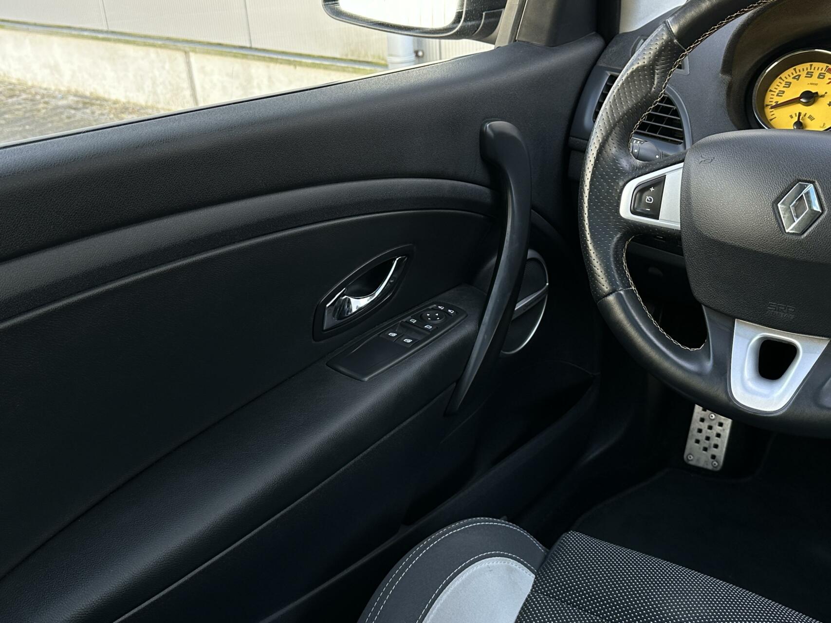 Foto van Renault Megane Coupé