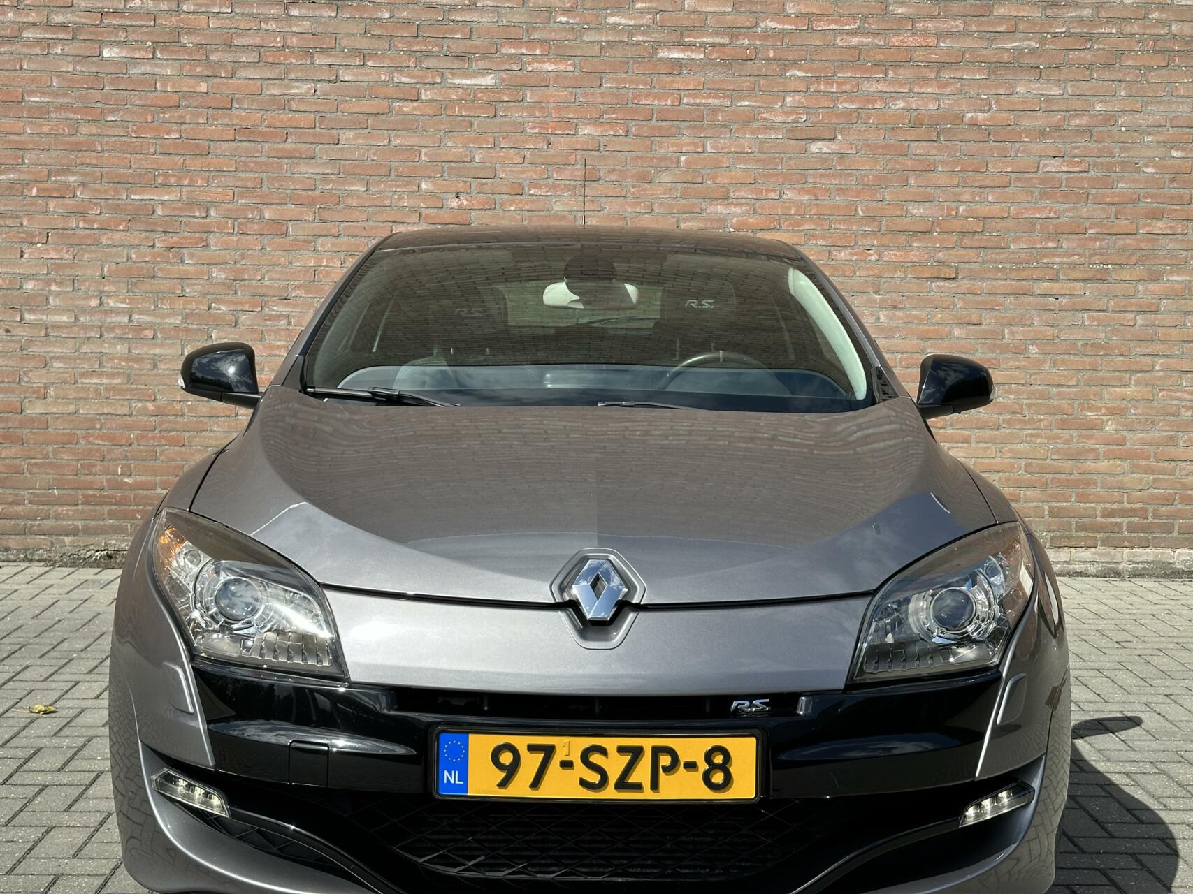 Foto van Renault Megane Coupé