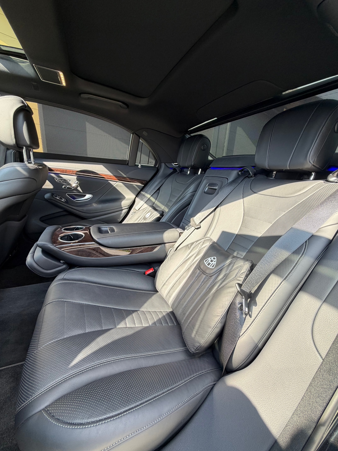 Foto van Mercedes-Benz S 560 E