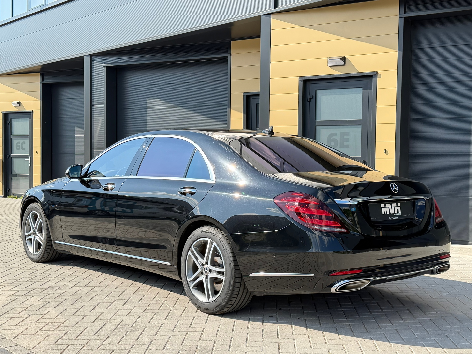 Foto van Mercedes-Benz S 560 E
