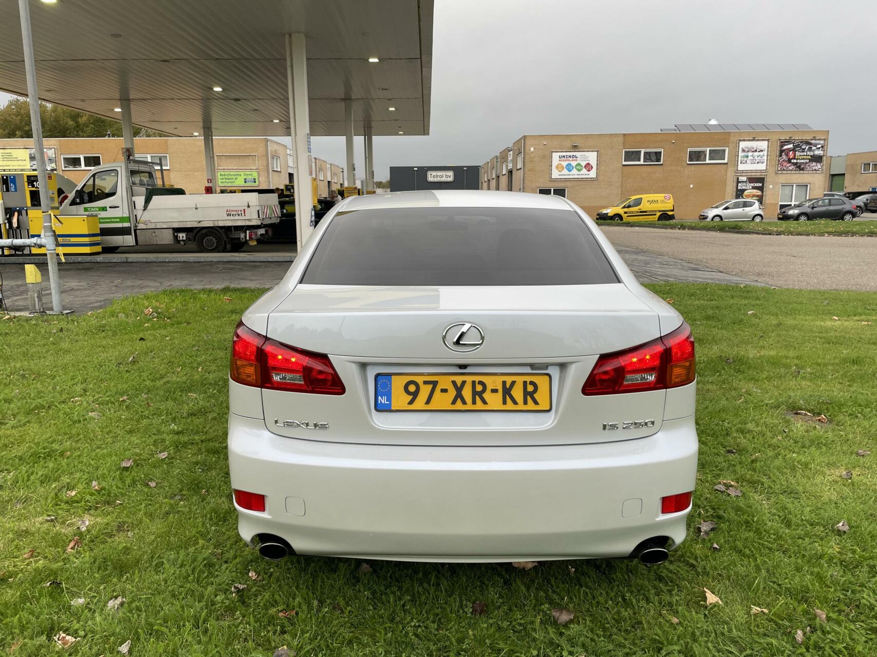 Foto van Lexus Is