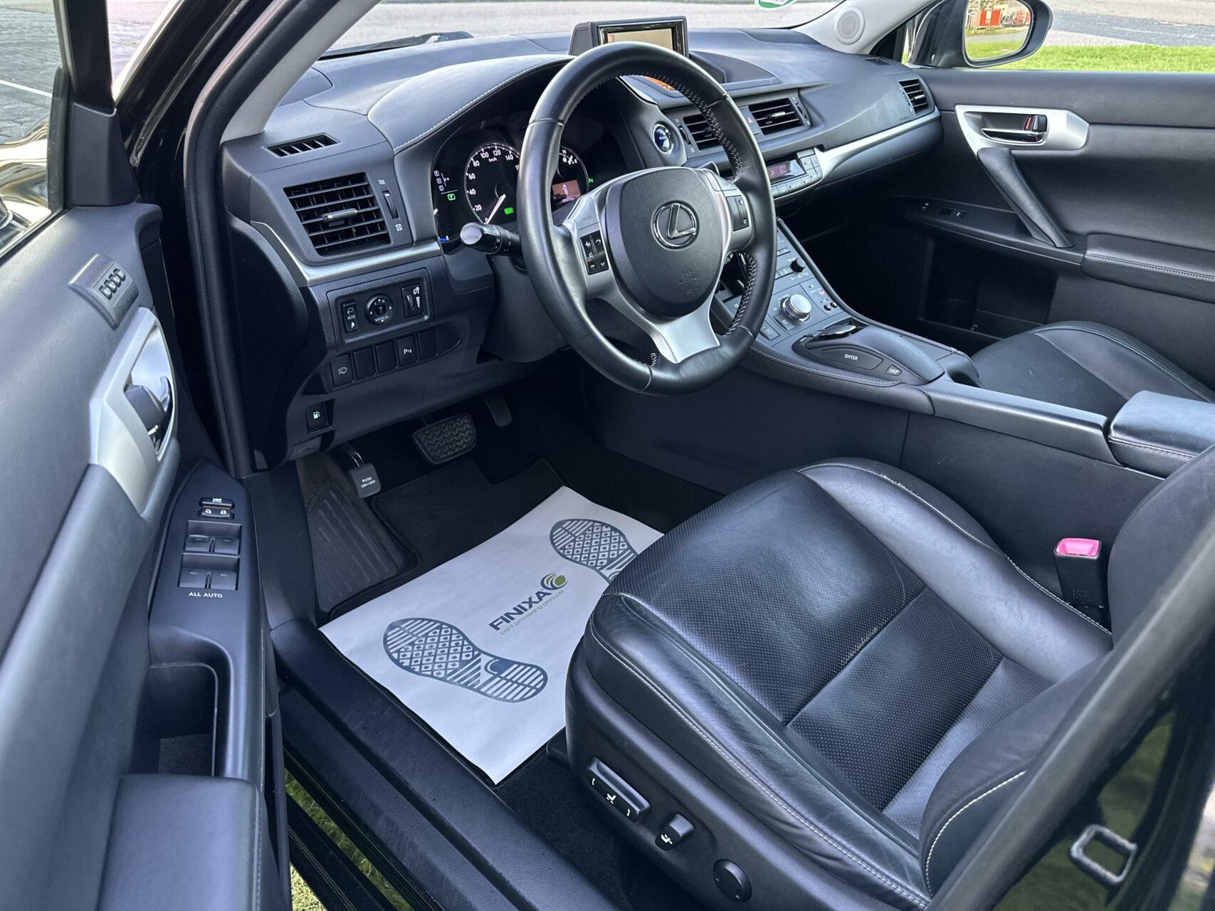 Foto van Lexus CT