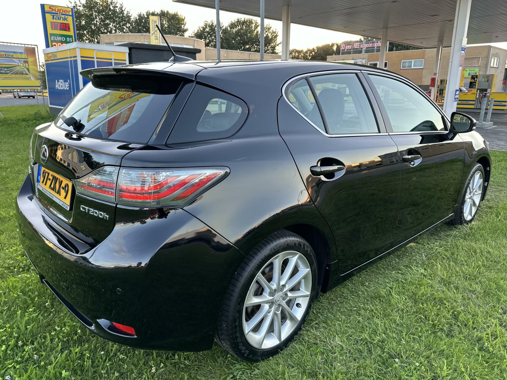 Foto van Lexus CT