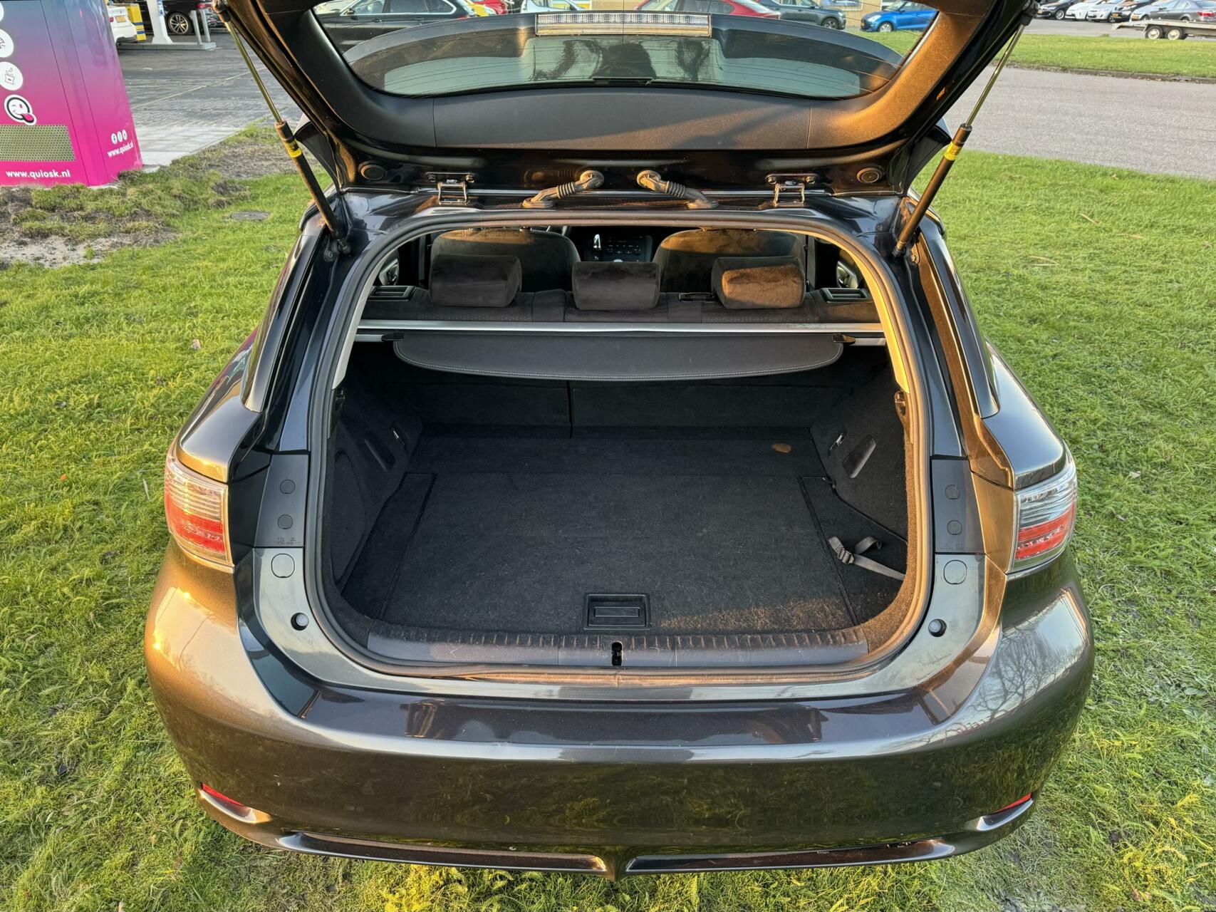 Foto van Lexus CT