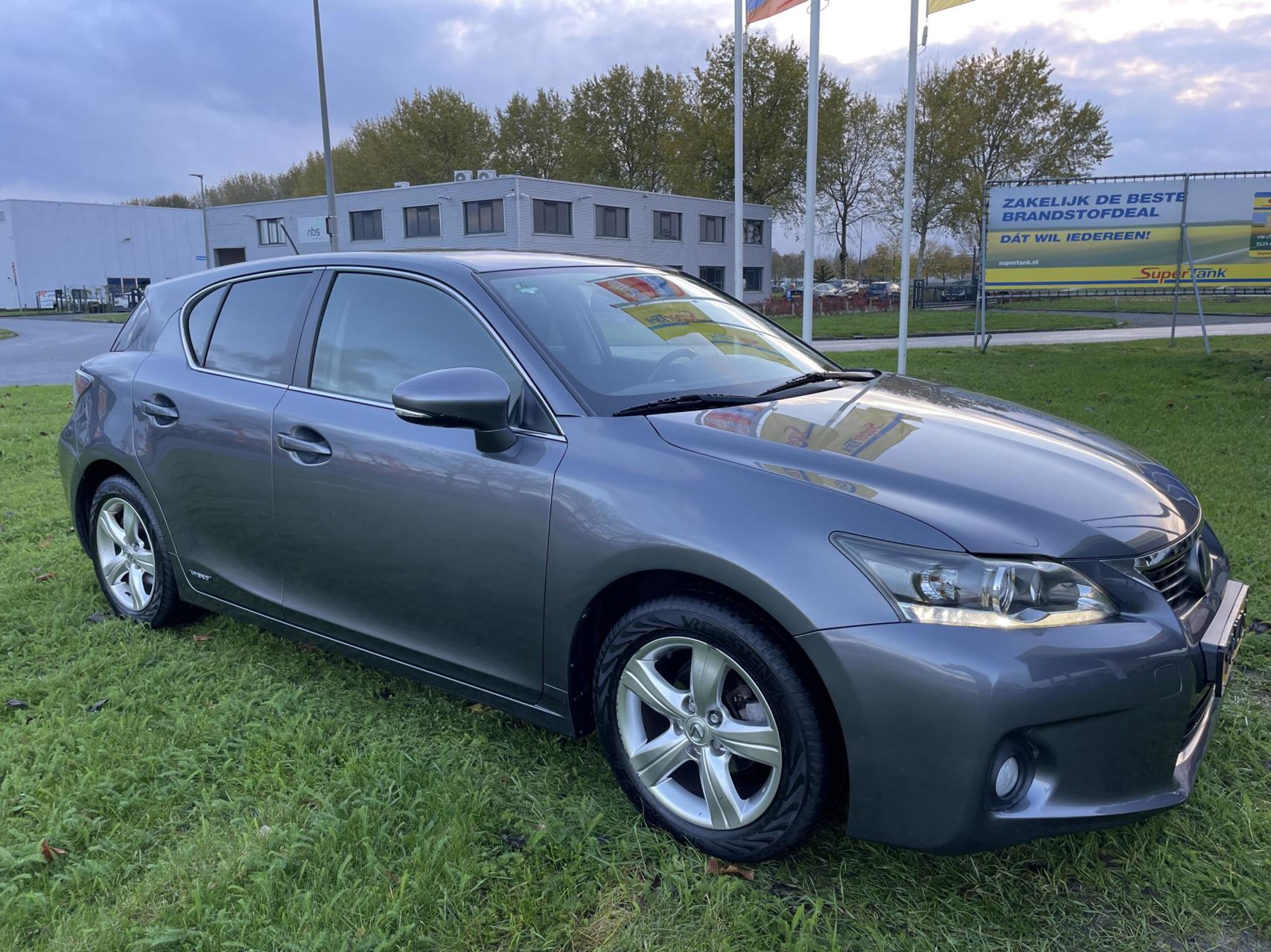 Foto van Lexus CT
