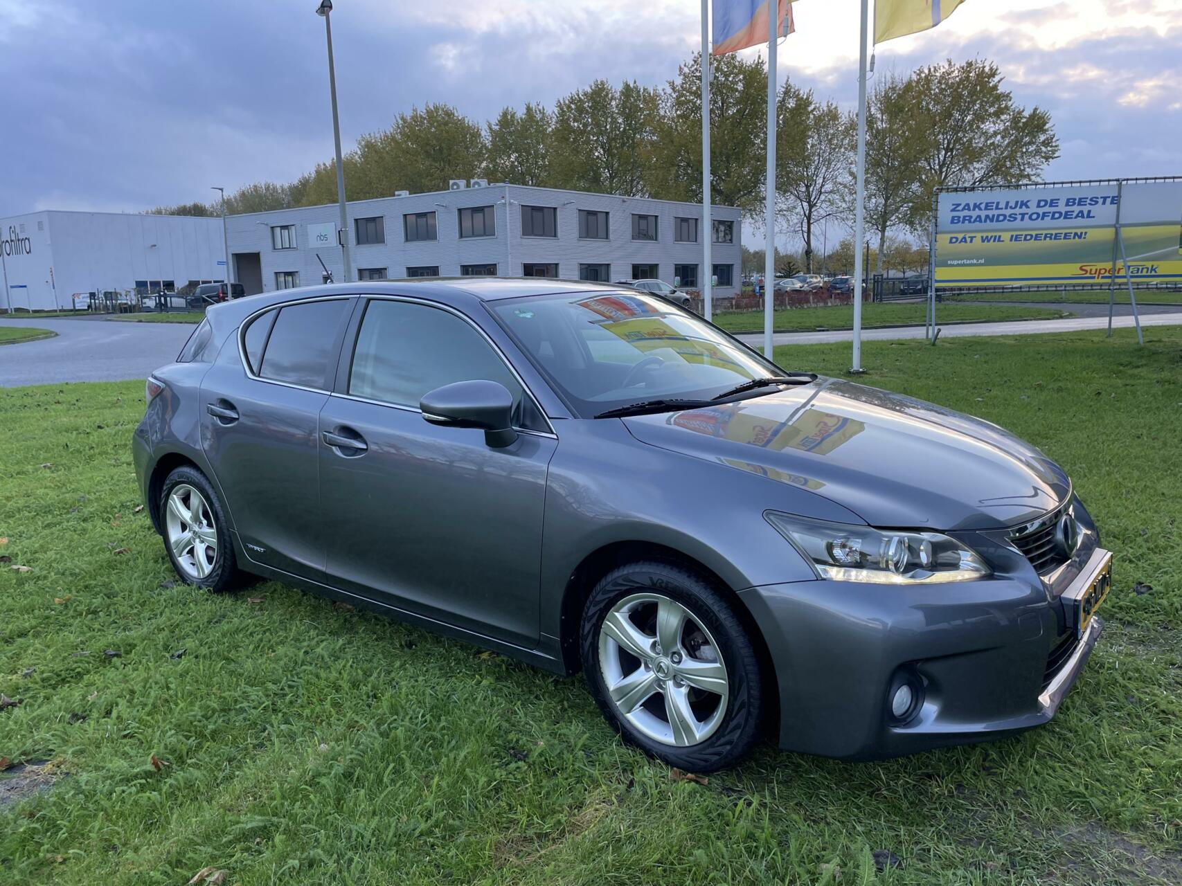 Foto van Lexus CT