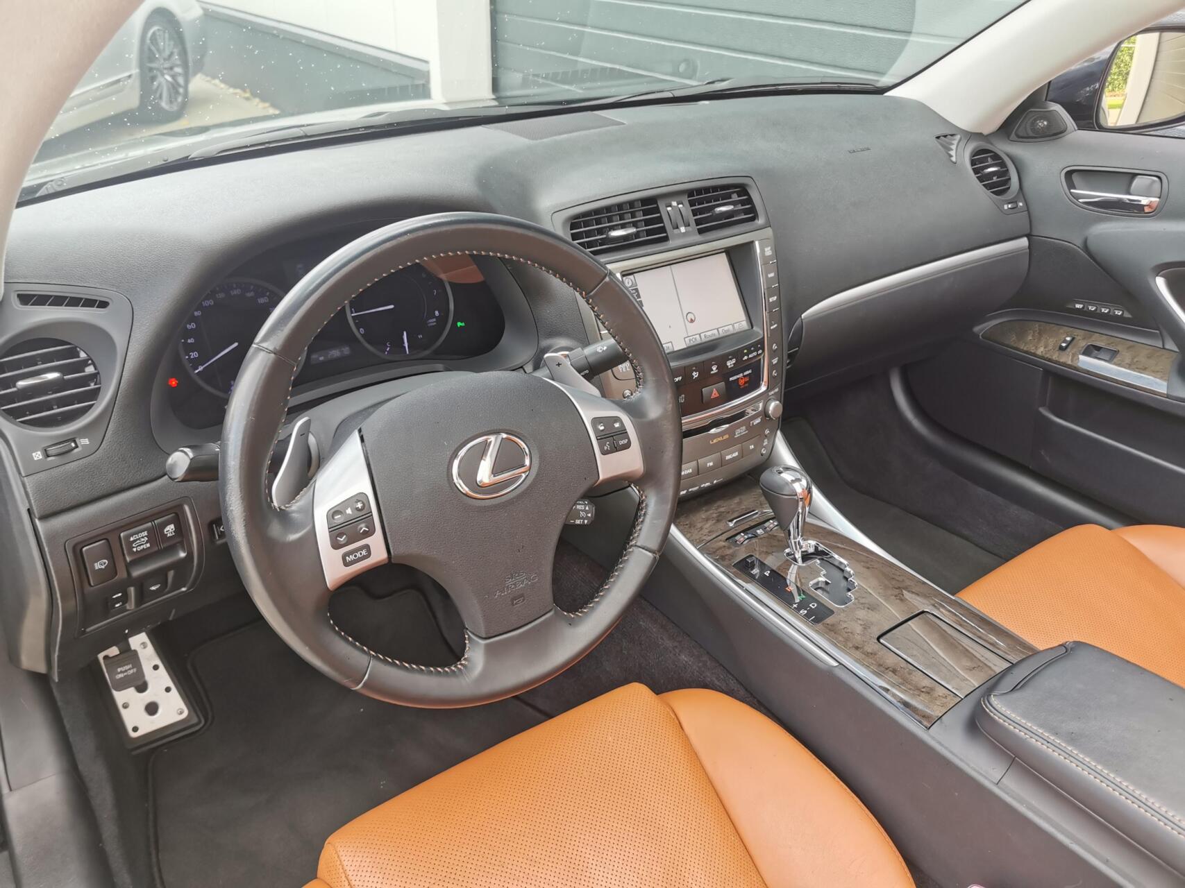 Foto van Lexus Lexus Is250c