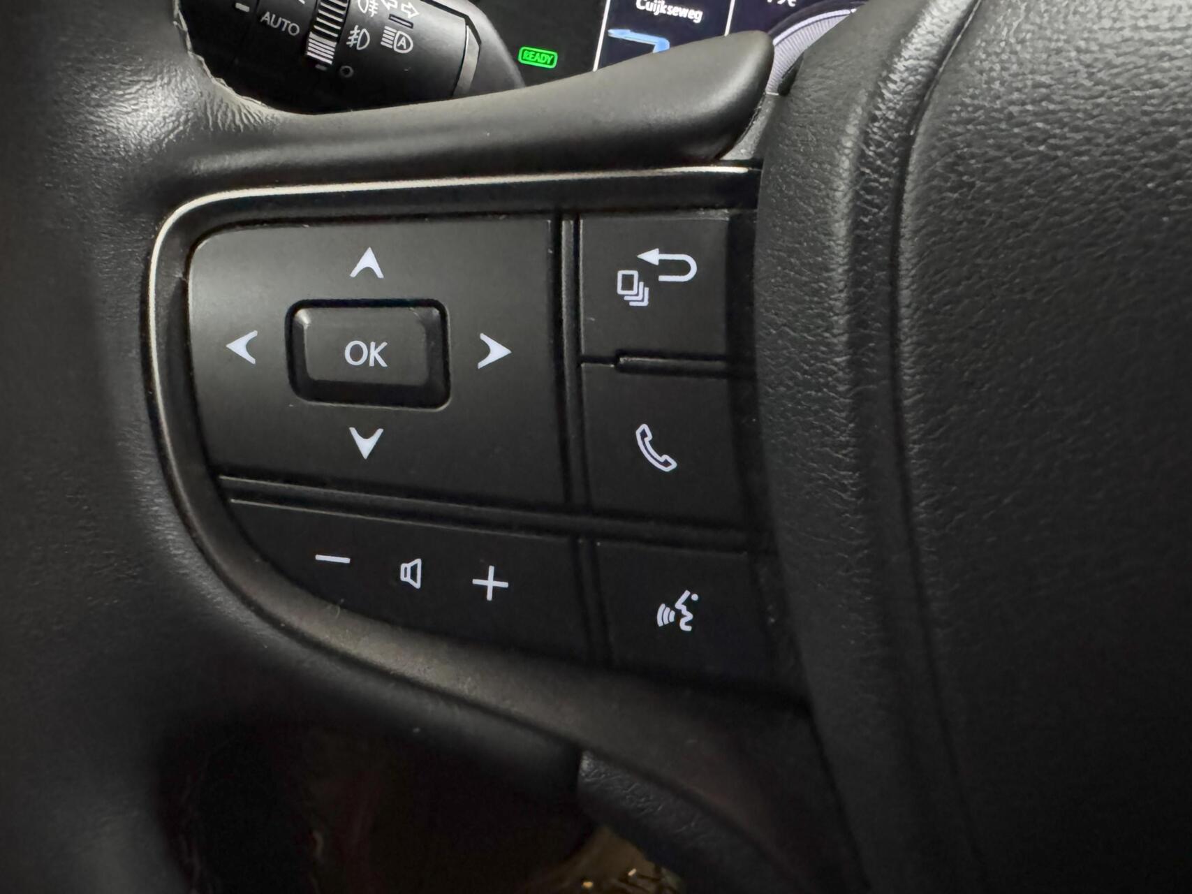 Foto van Lexus Ux