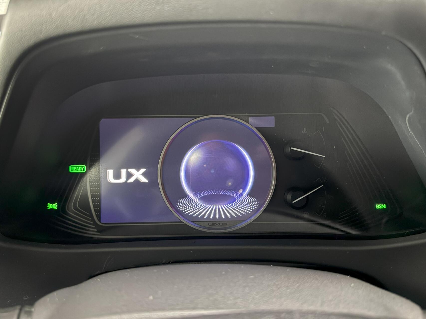 Foto van Lexus Ux