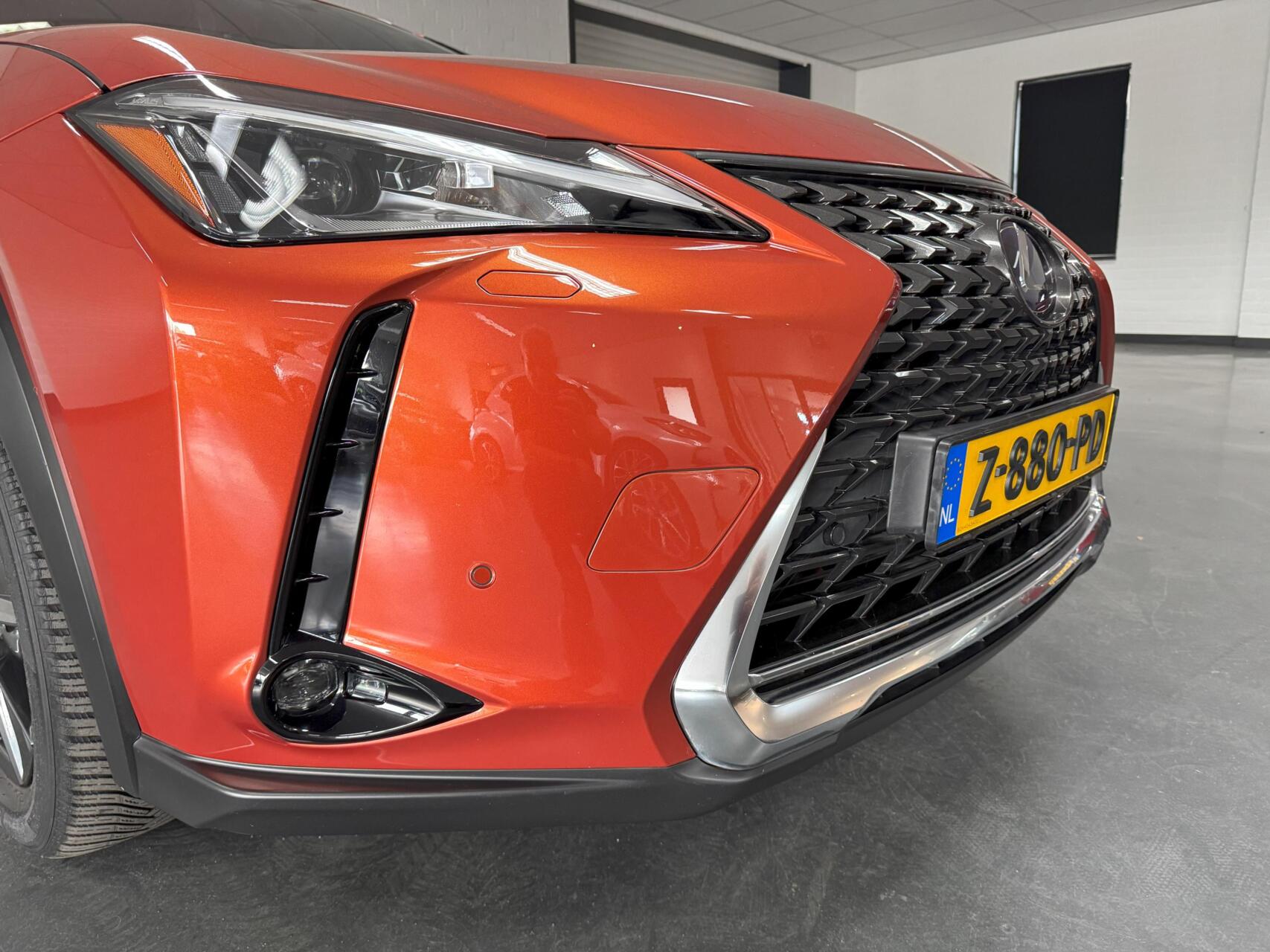 Foto van Lexus Ux