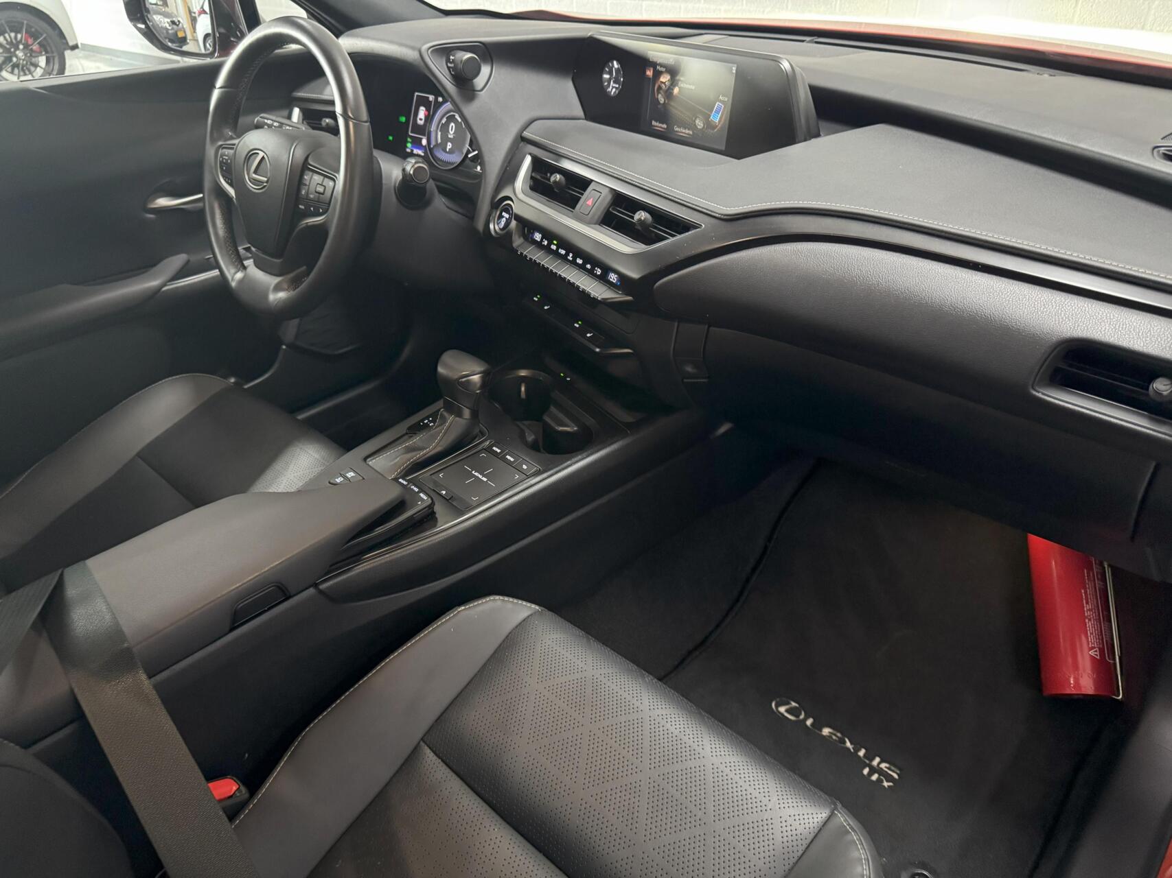 Foto van Lexus Ux