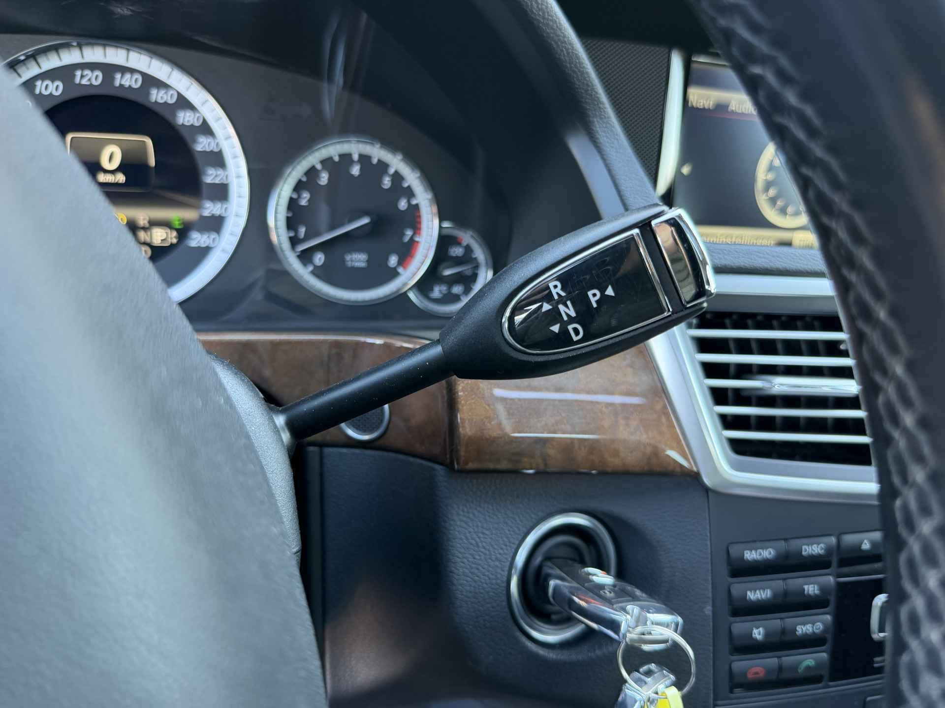 Foto van Mercedes-Benz E 350