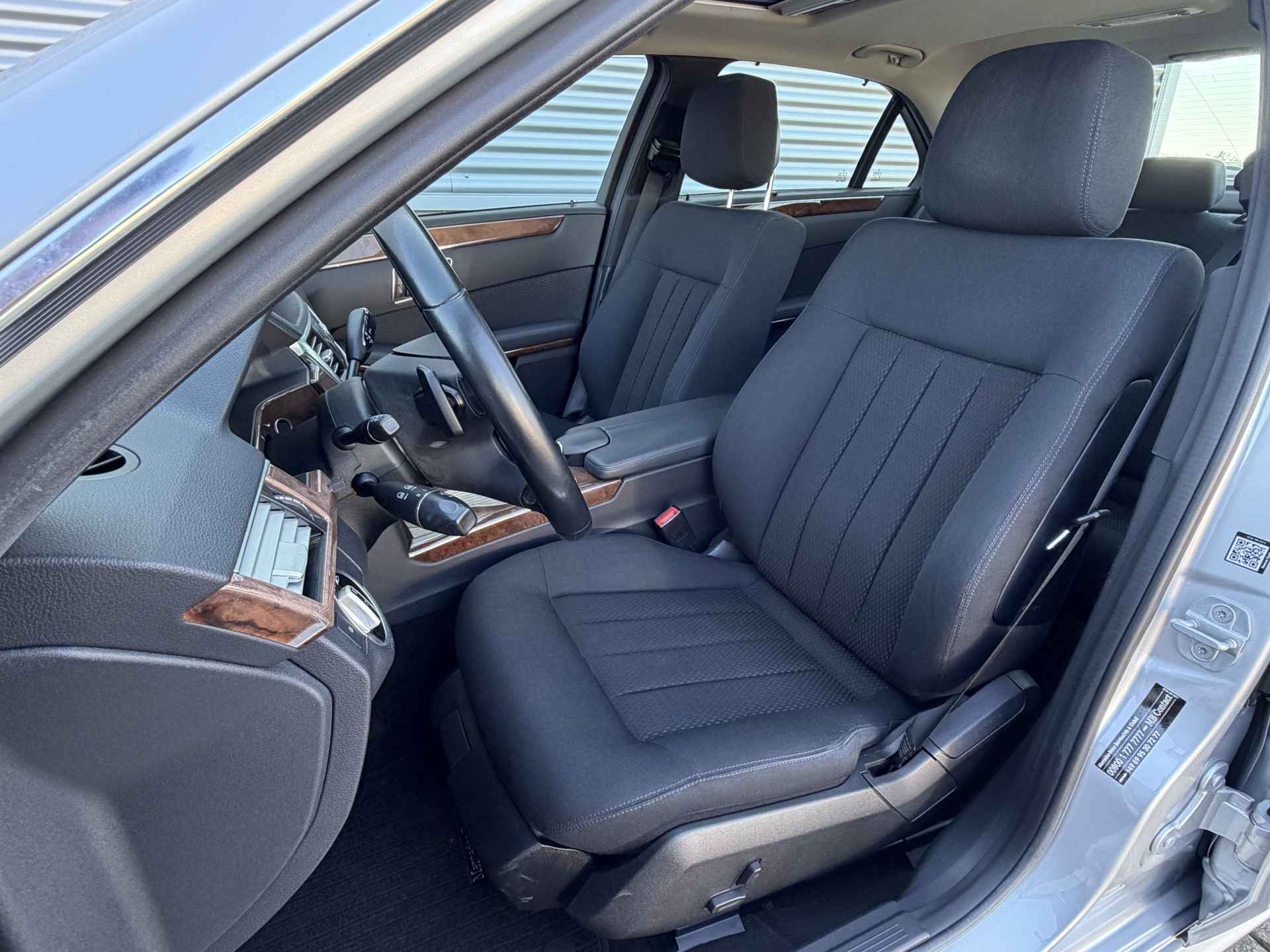 Foto van Mercedes-Benz E 350