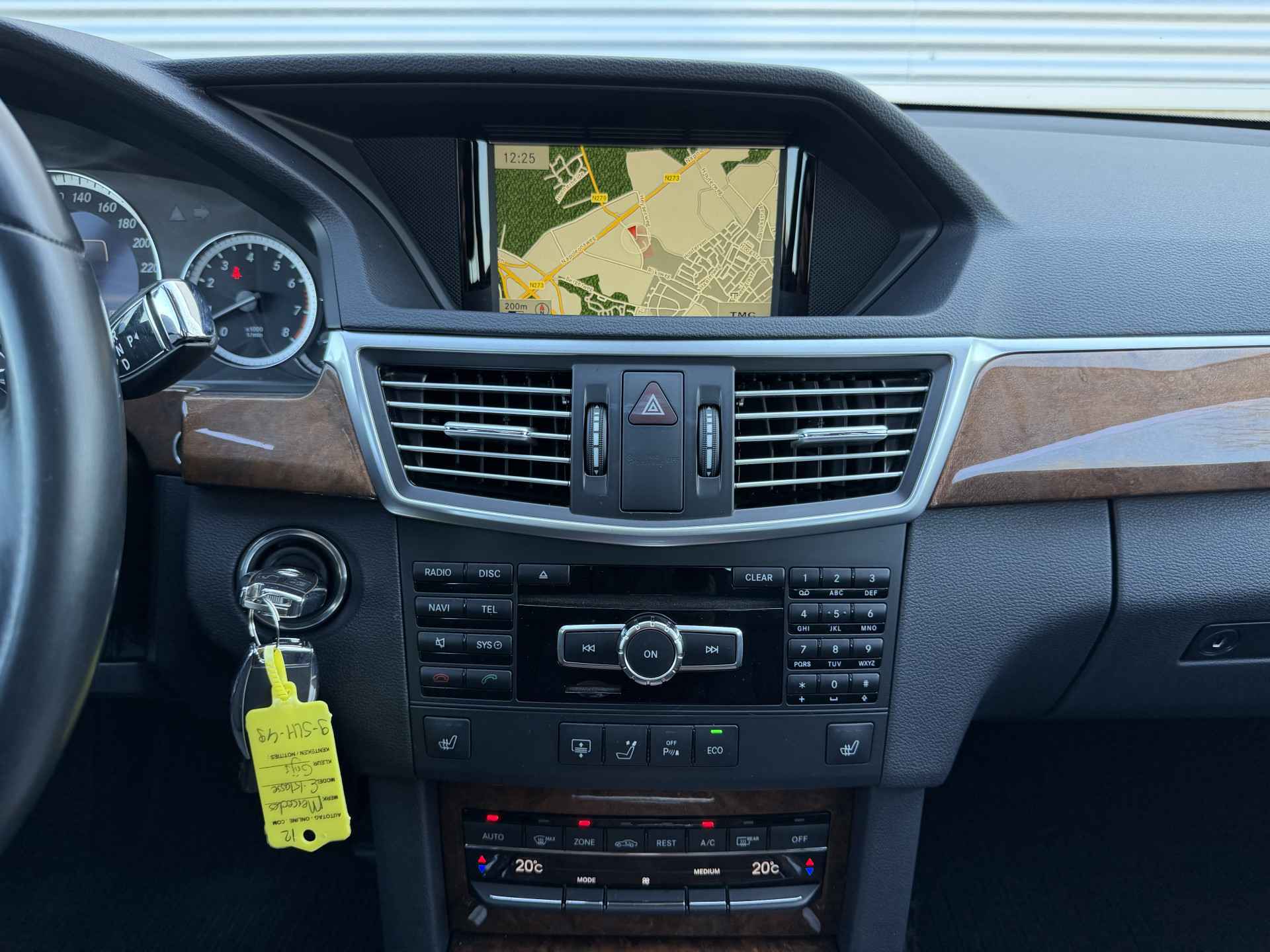 Foto van Mercedes-Benz E 350