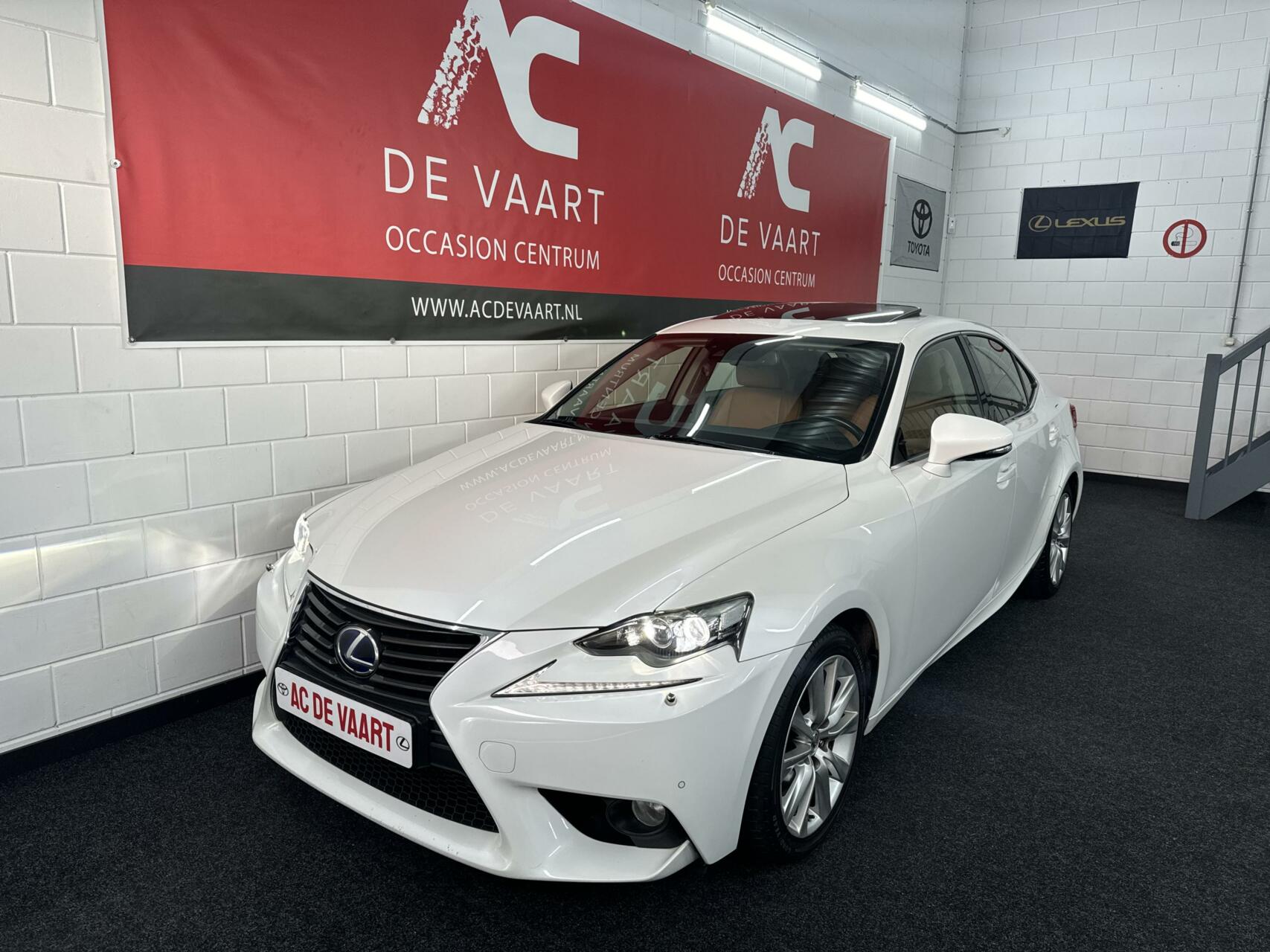 Foto van Lexus Is
