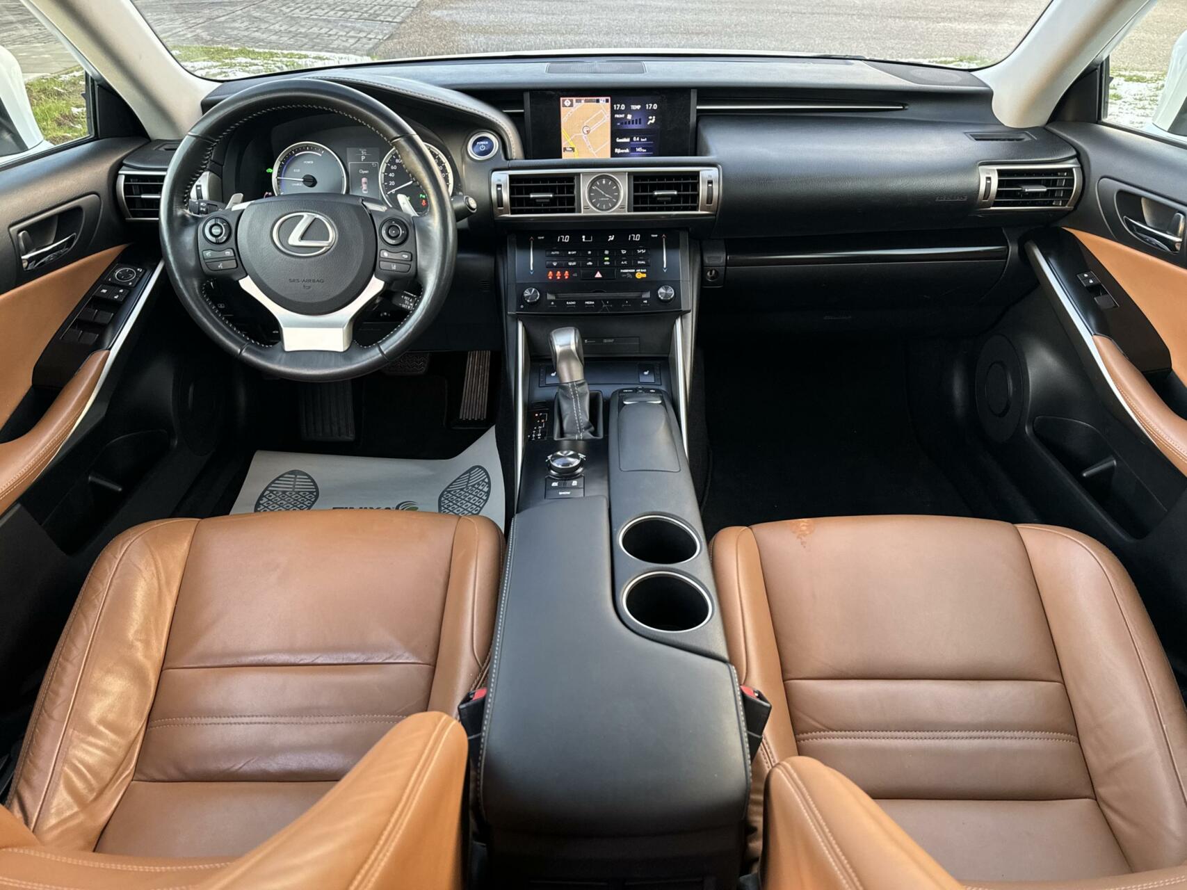 Foto van Lexus Is