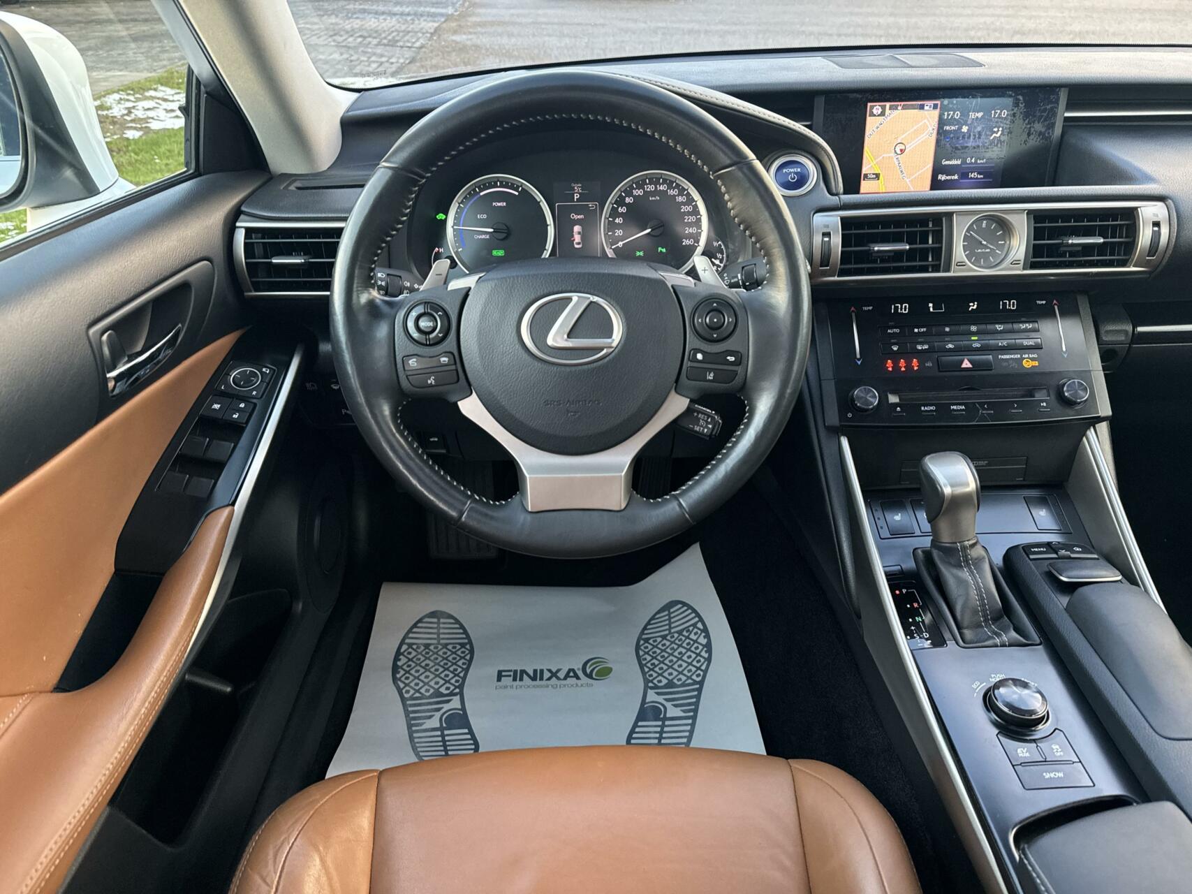 Foto van Lexus Is