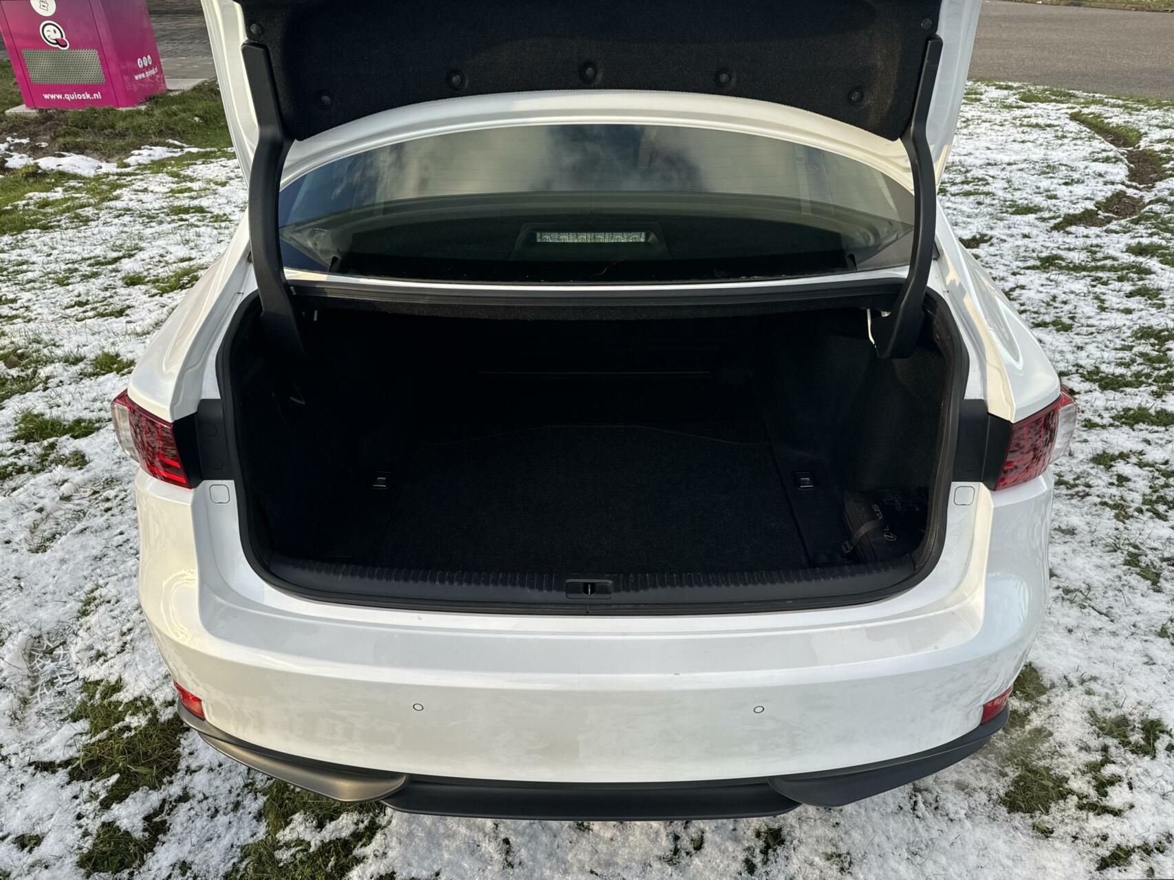 Foto van Lexus Is