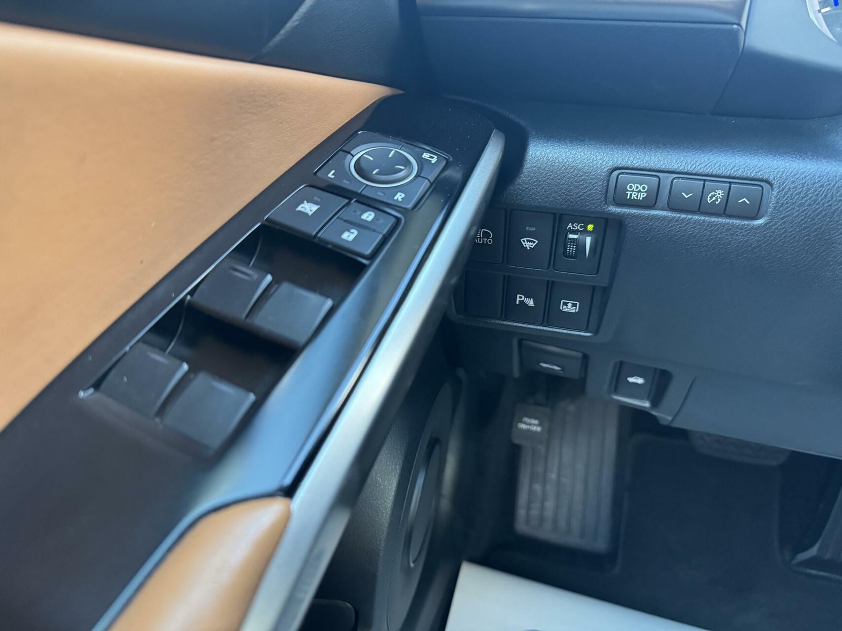 Foto van Lexus Is