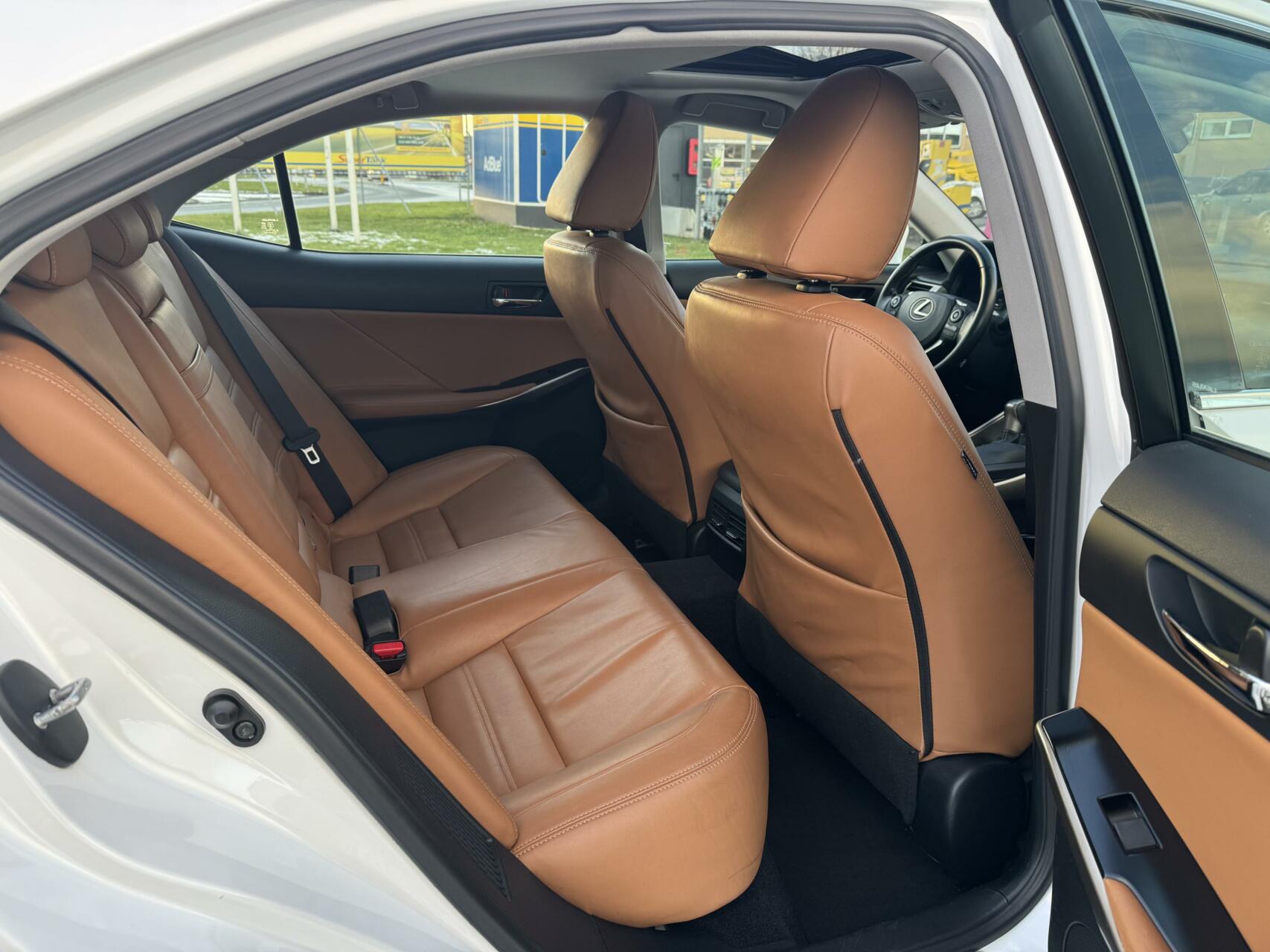 Foto van Lexus Is