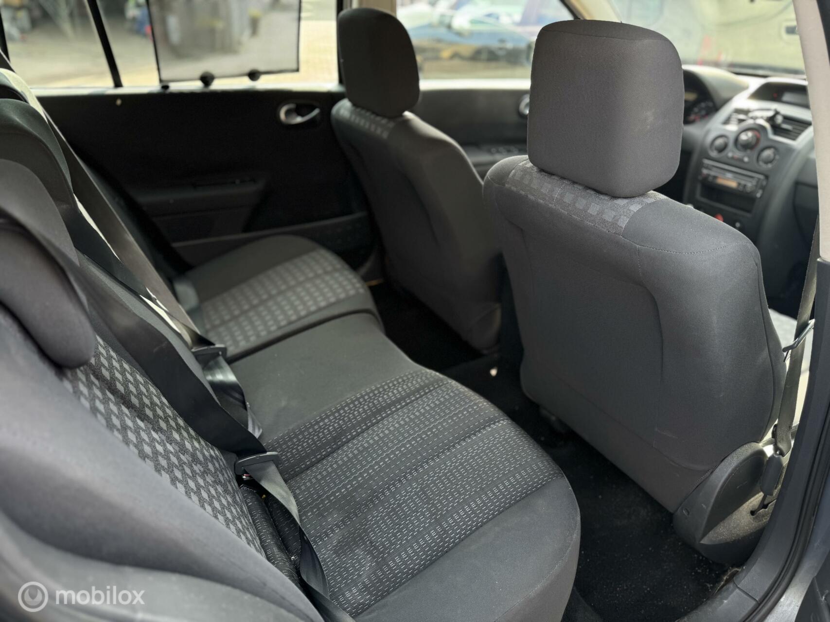 Foto van Renault Megane Grand Tour