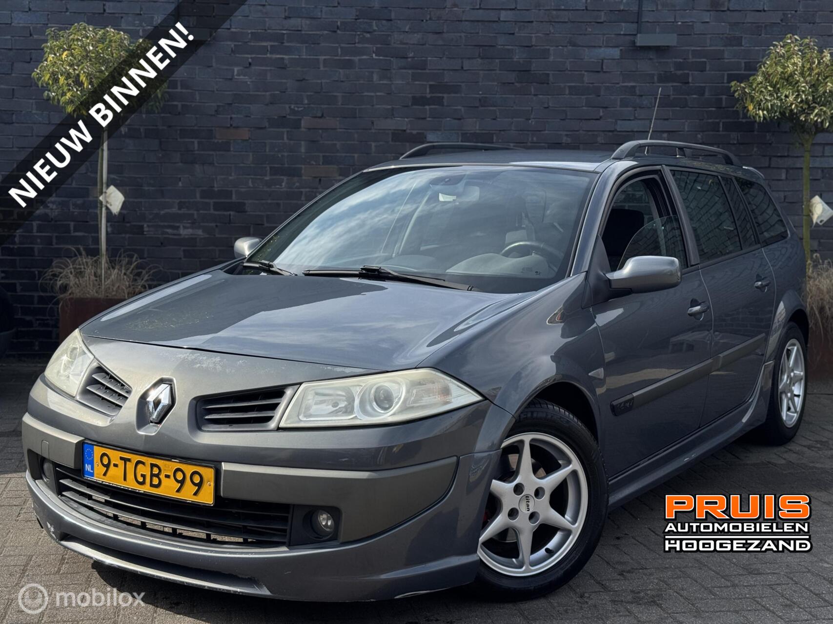 Renault Megane Grand Tour 1.6-16V SPORT -AIRCO- *INRUIL MOGELIJK* 2007 - voorkant