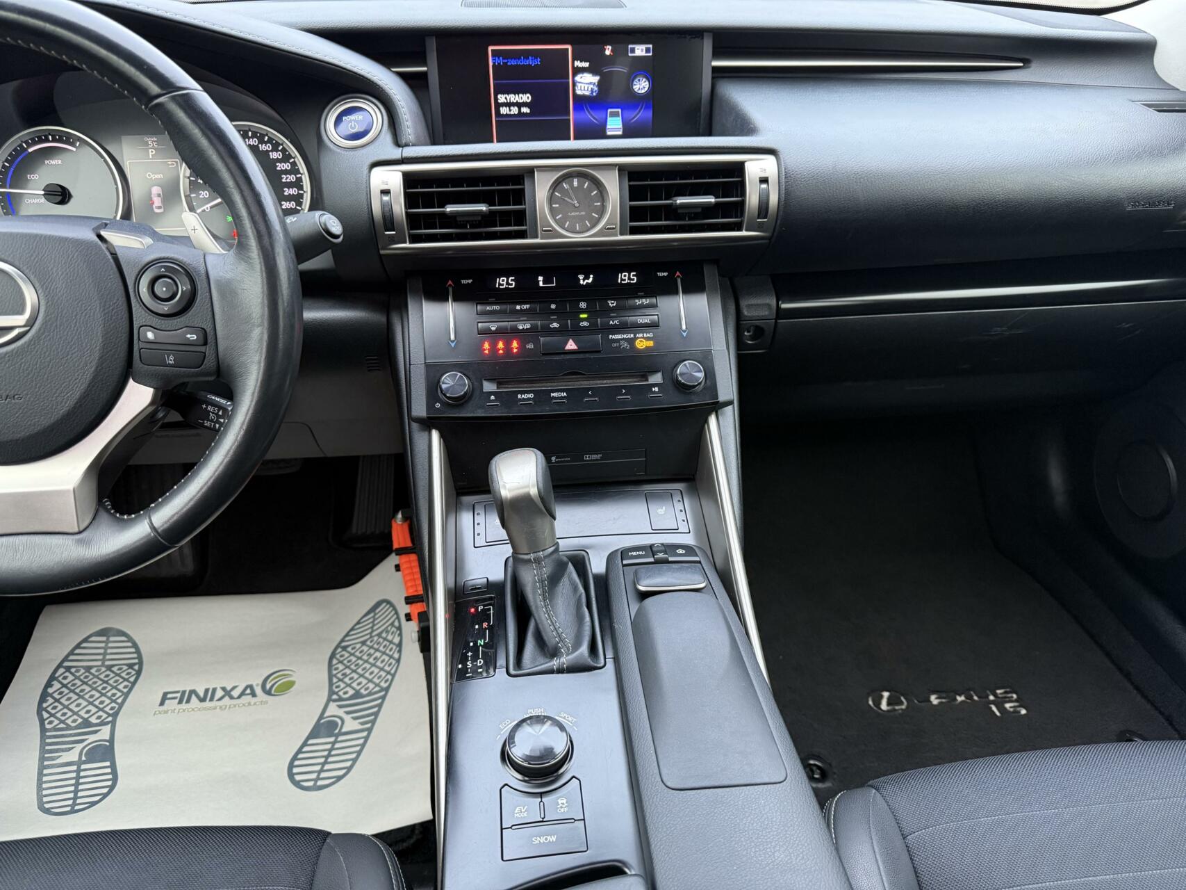 Foto van Lexus Is