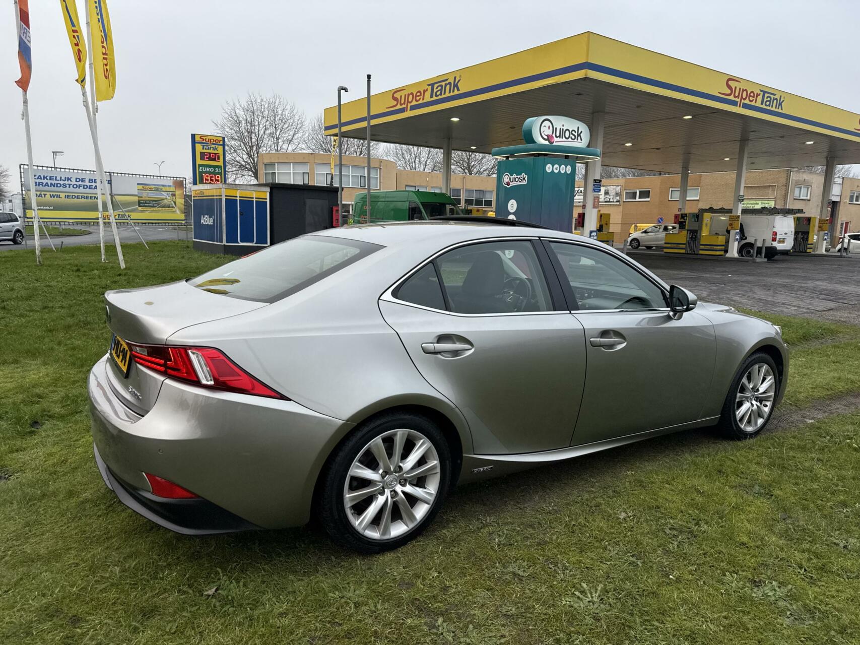 Foto van Lexus Is