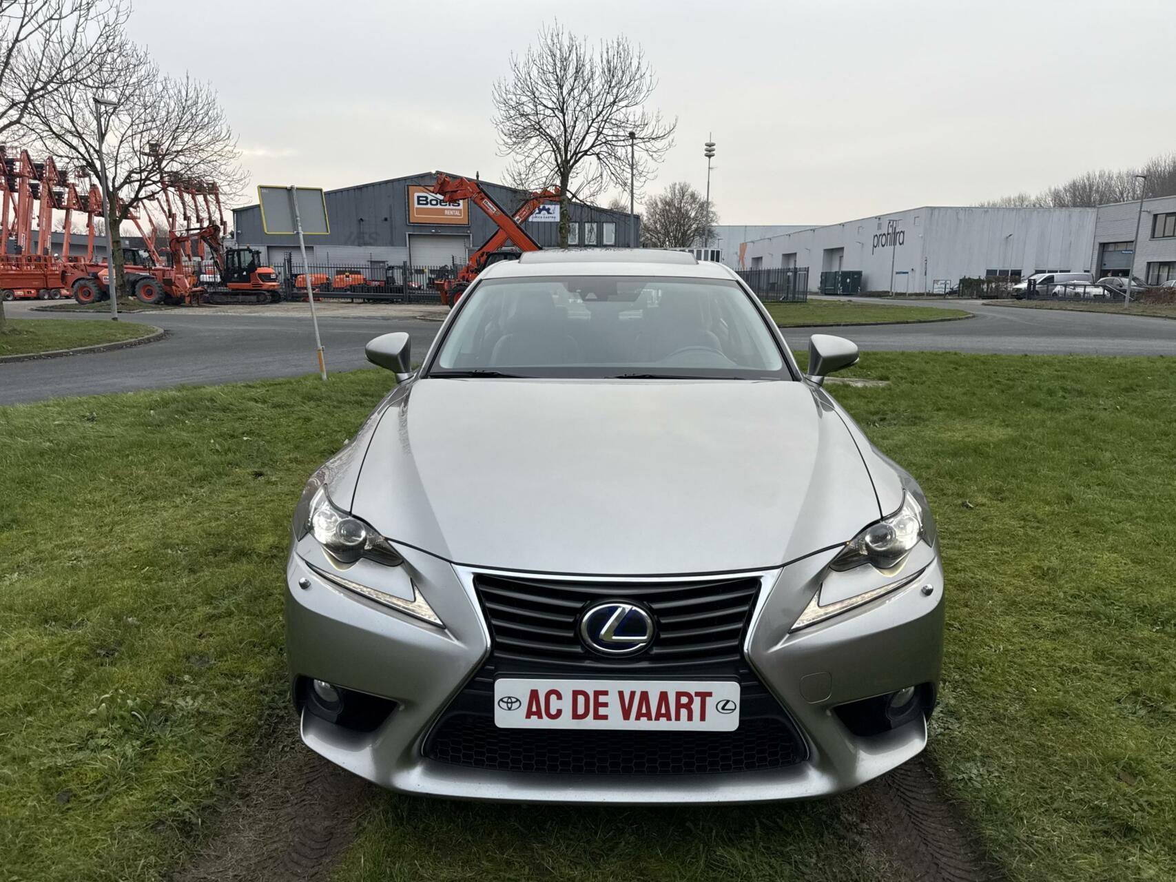 Foto van Lexus Is