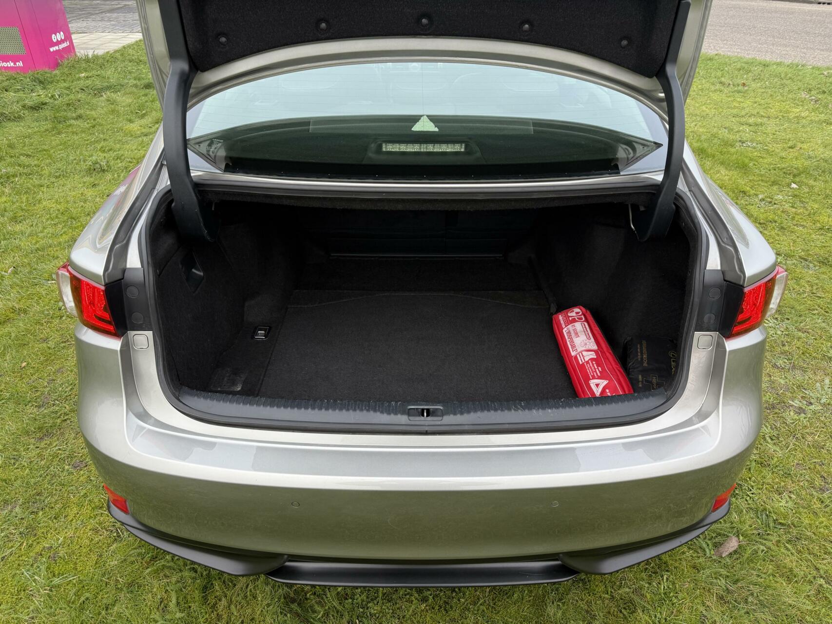 Foto van Lexus Is