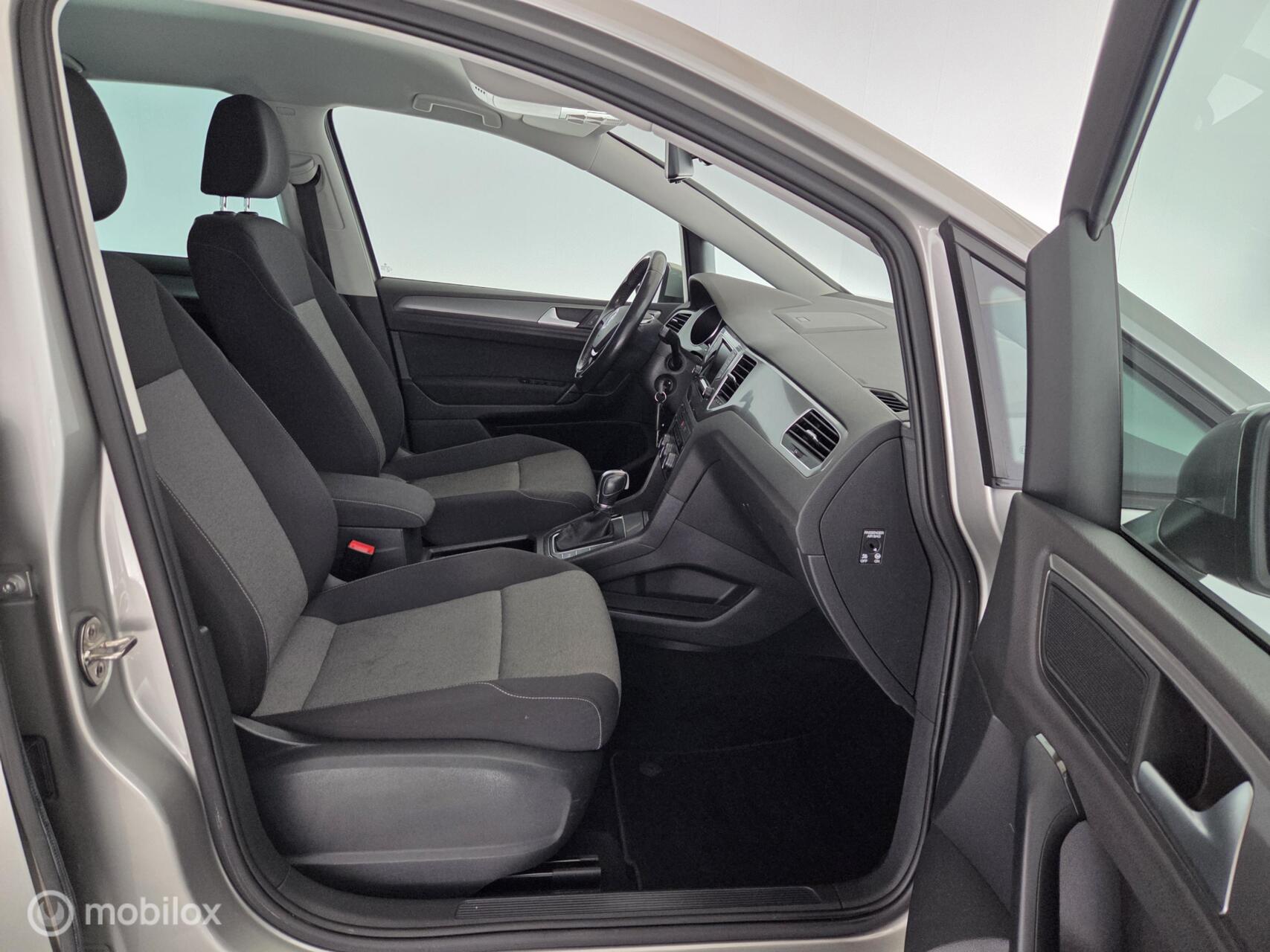 Foto van Volkswagen Golf Sportsvan