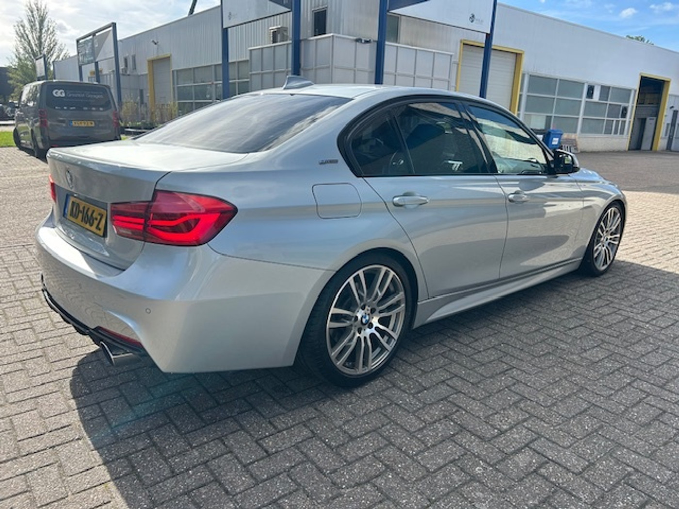Foto van BMW 330e