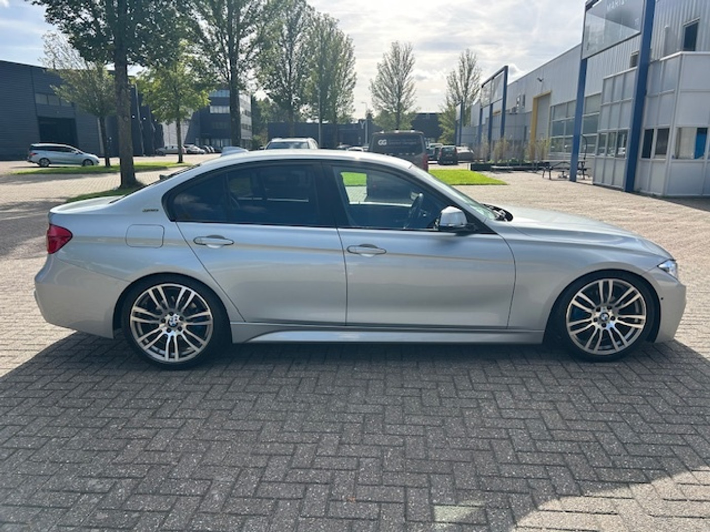 Foto van BMW 330e