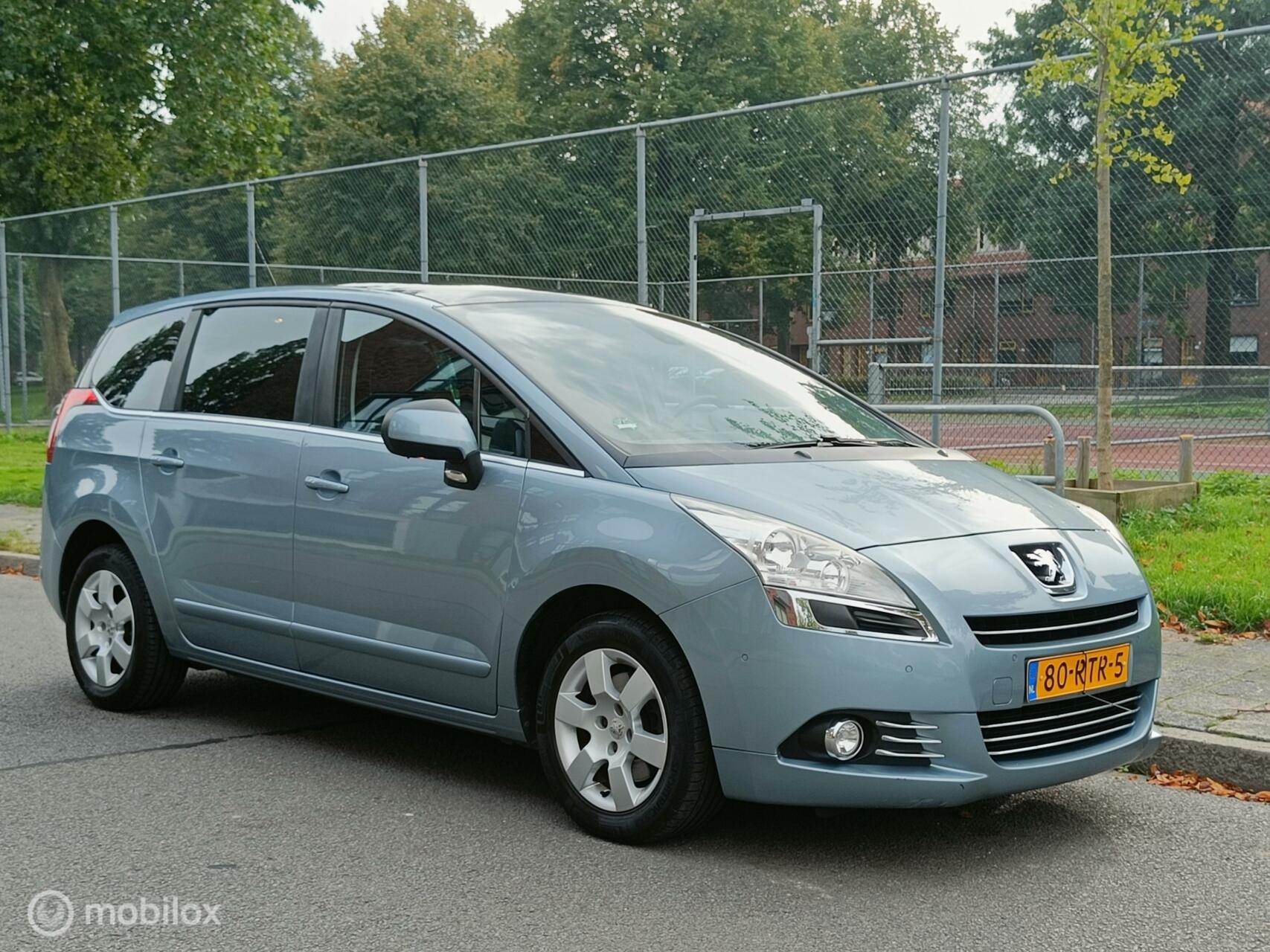 Foto van Peugeot 5008