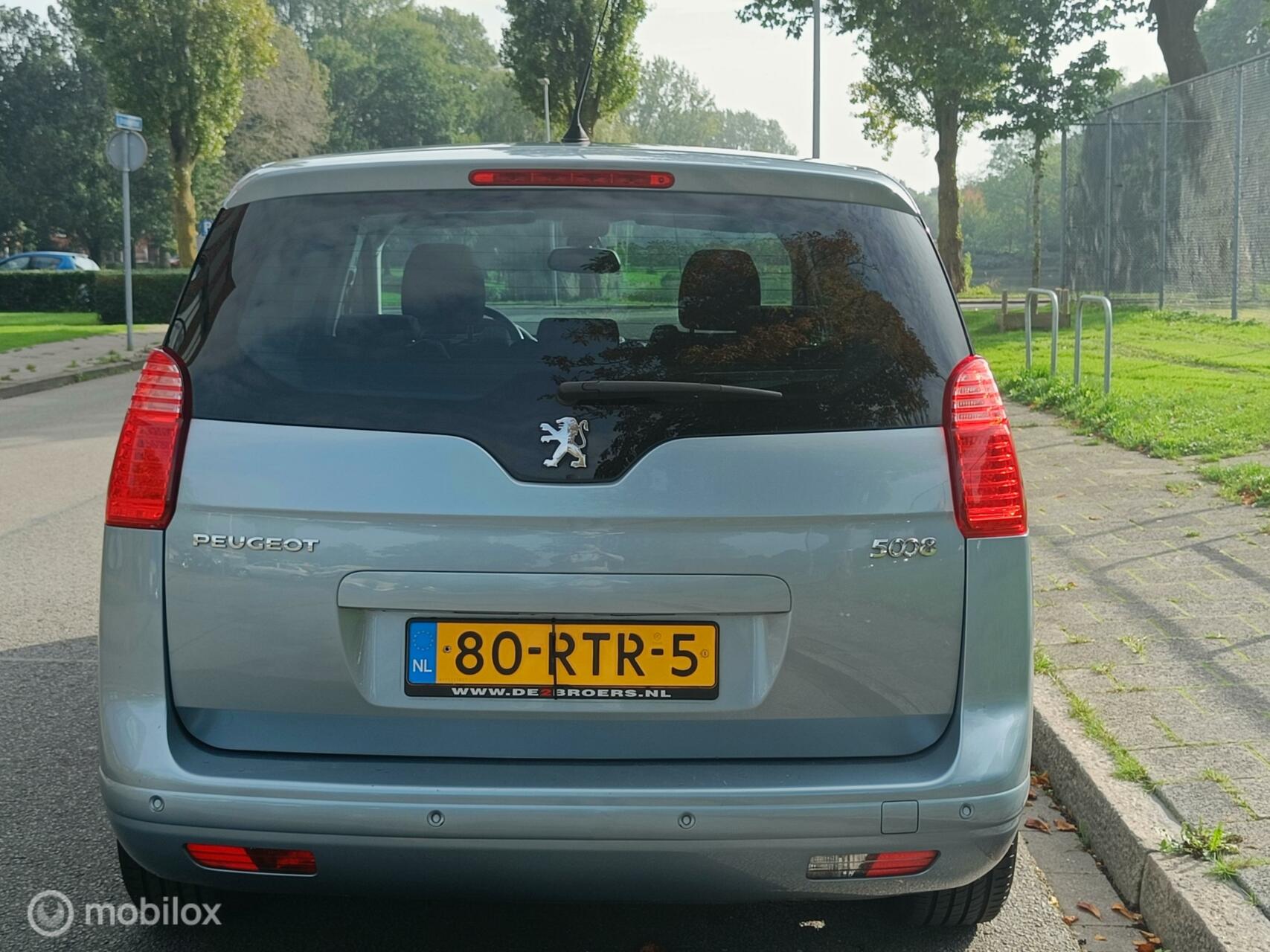 Foto van Peugeot 5008