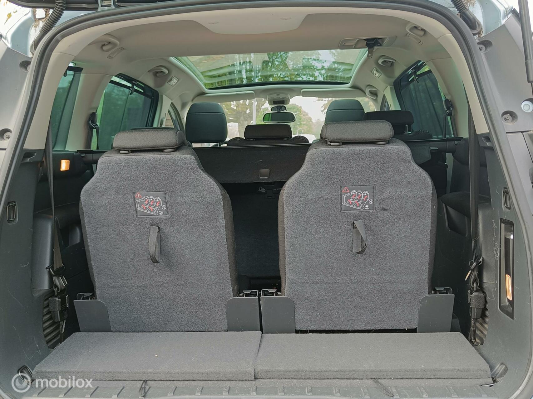 Foto van Peugeot 5008