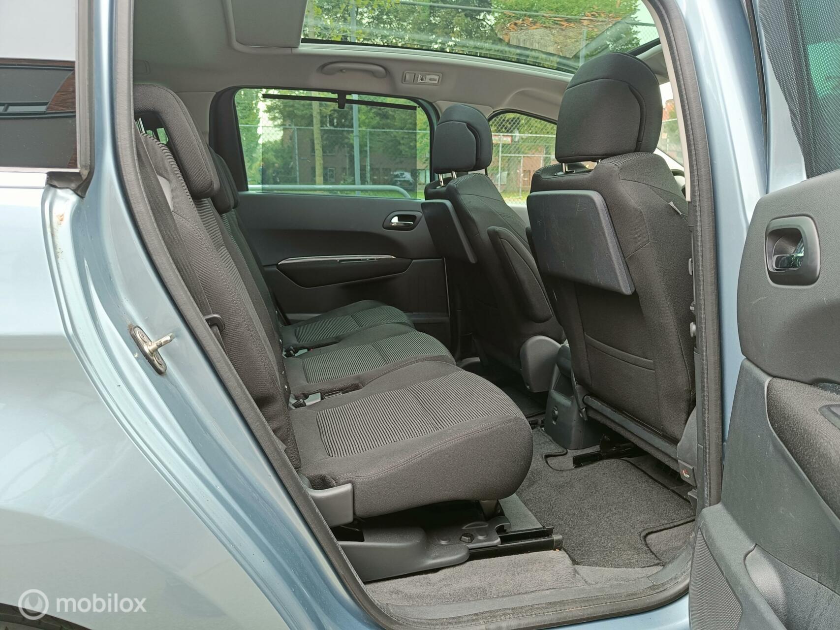 Foto van Peugeot 5008