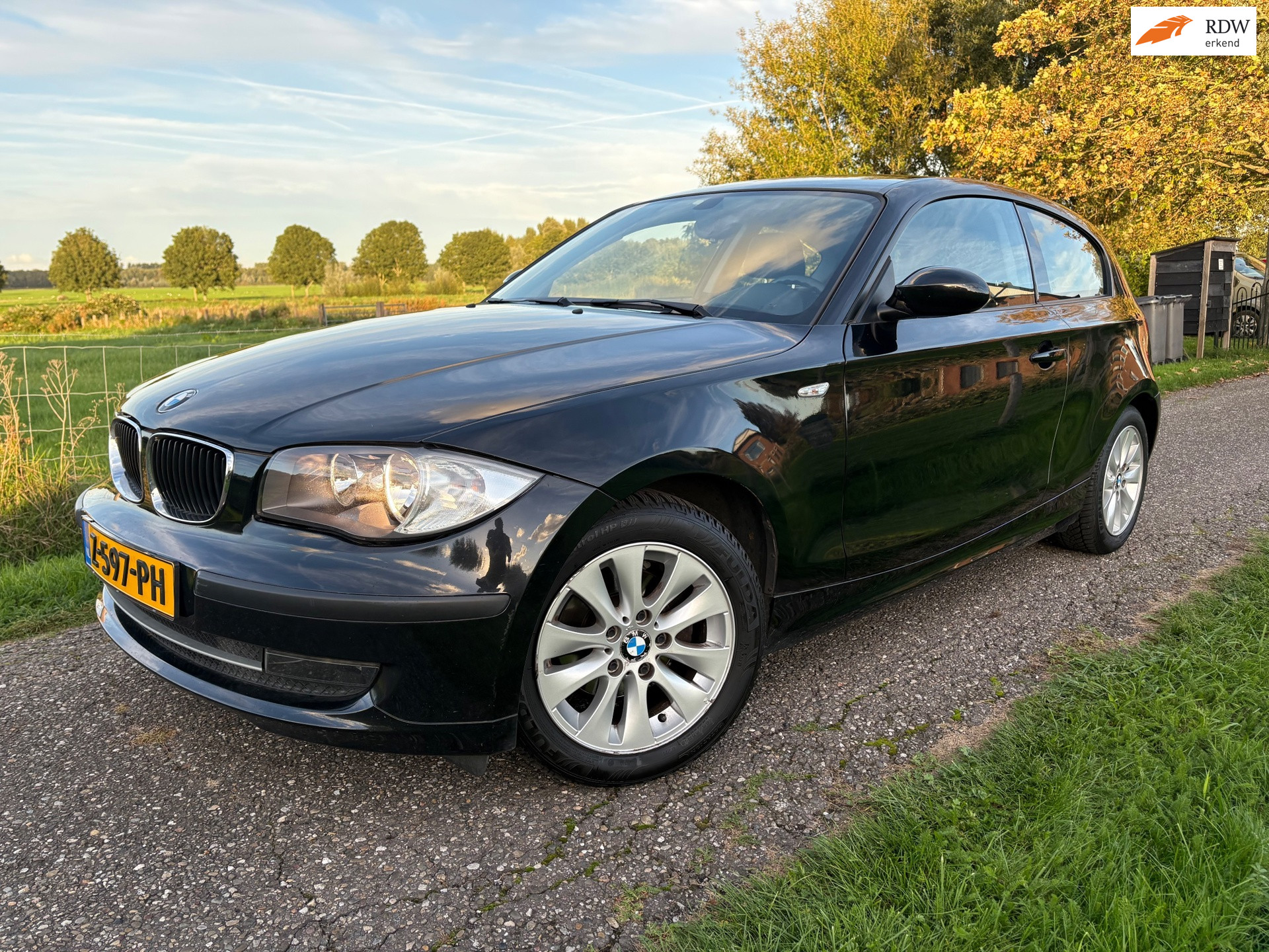 BMW 1 Series 116i|2009|APK Nieuw 2009 - voorkant