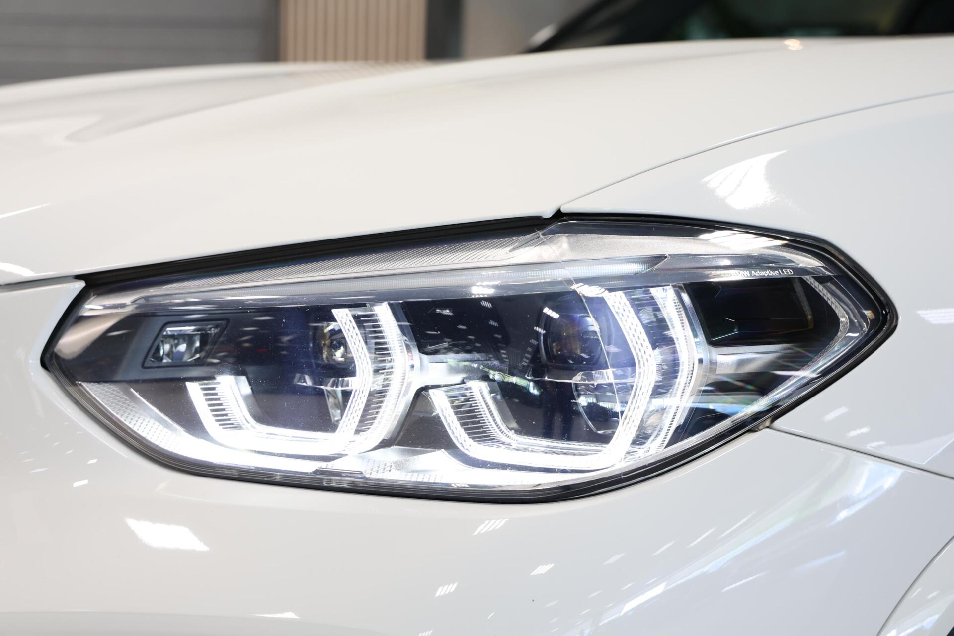 Foto van BMW X3 Xdrive30e