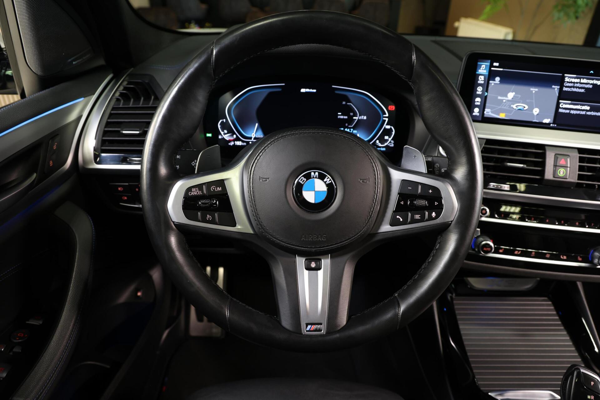 Foto van BMW X3 Xdrive30e