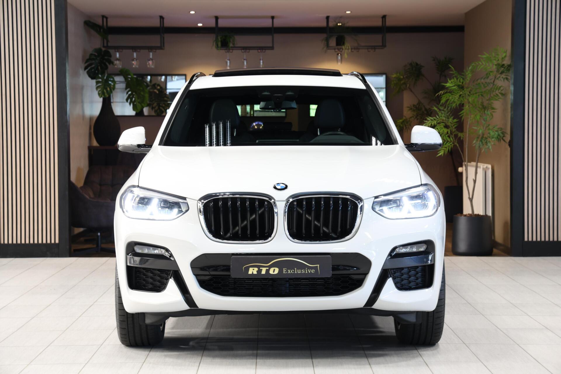 Foto van BMW X3 Xdrive30e