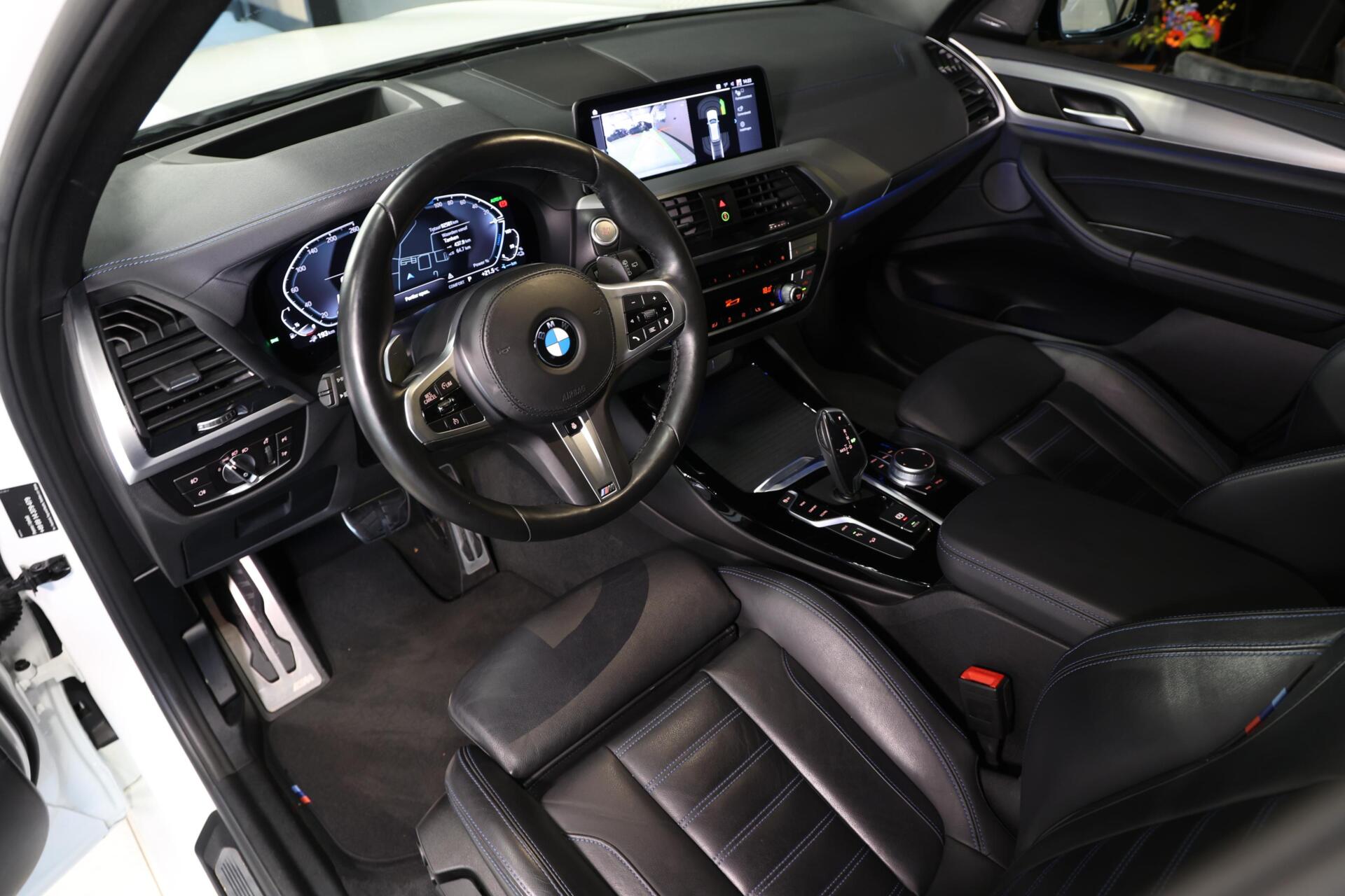 Foto van BMW X3 Xdrive30e