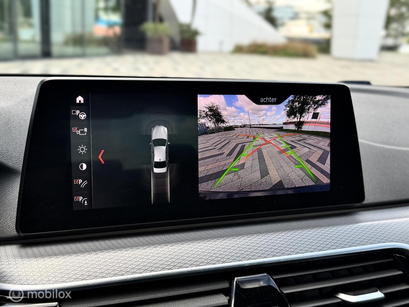 Foto van BMW 530e Iperformance