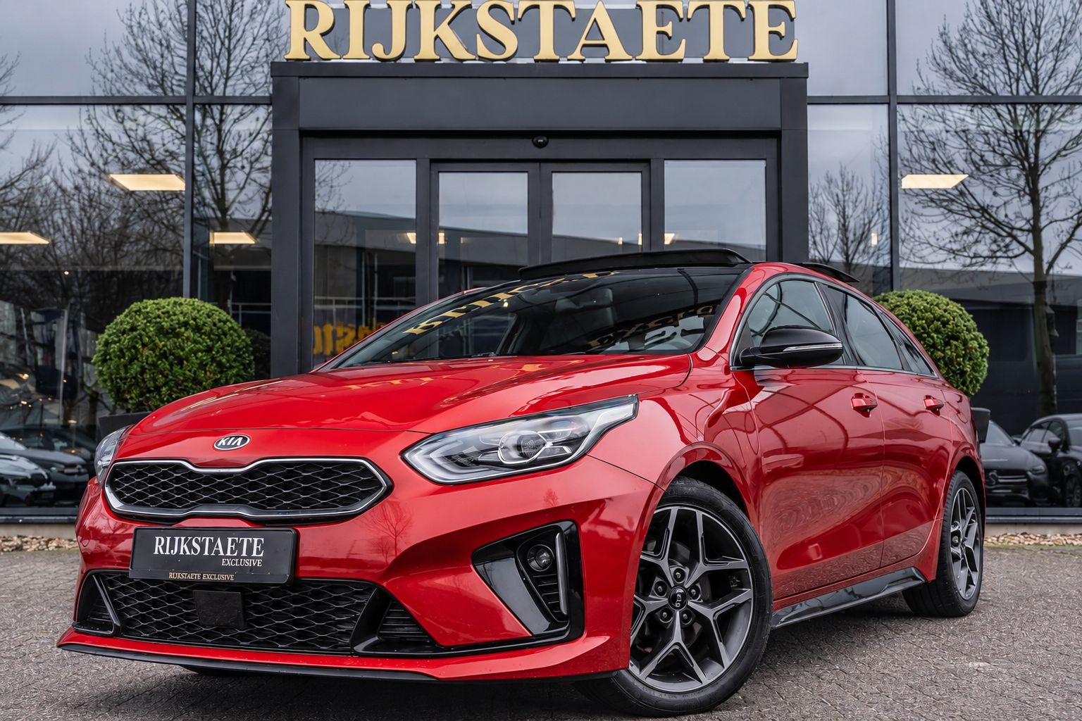 Kia Proceed 1.4 T-GDI GT-Line|PANO|CAMERA|ACC|NAP|STUURVERW 2019 - voorkant